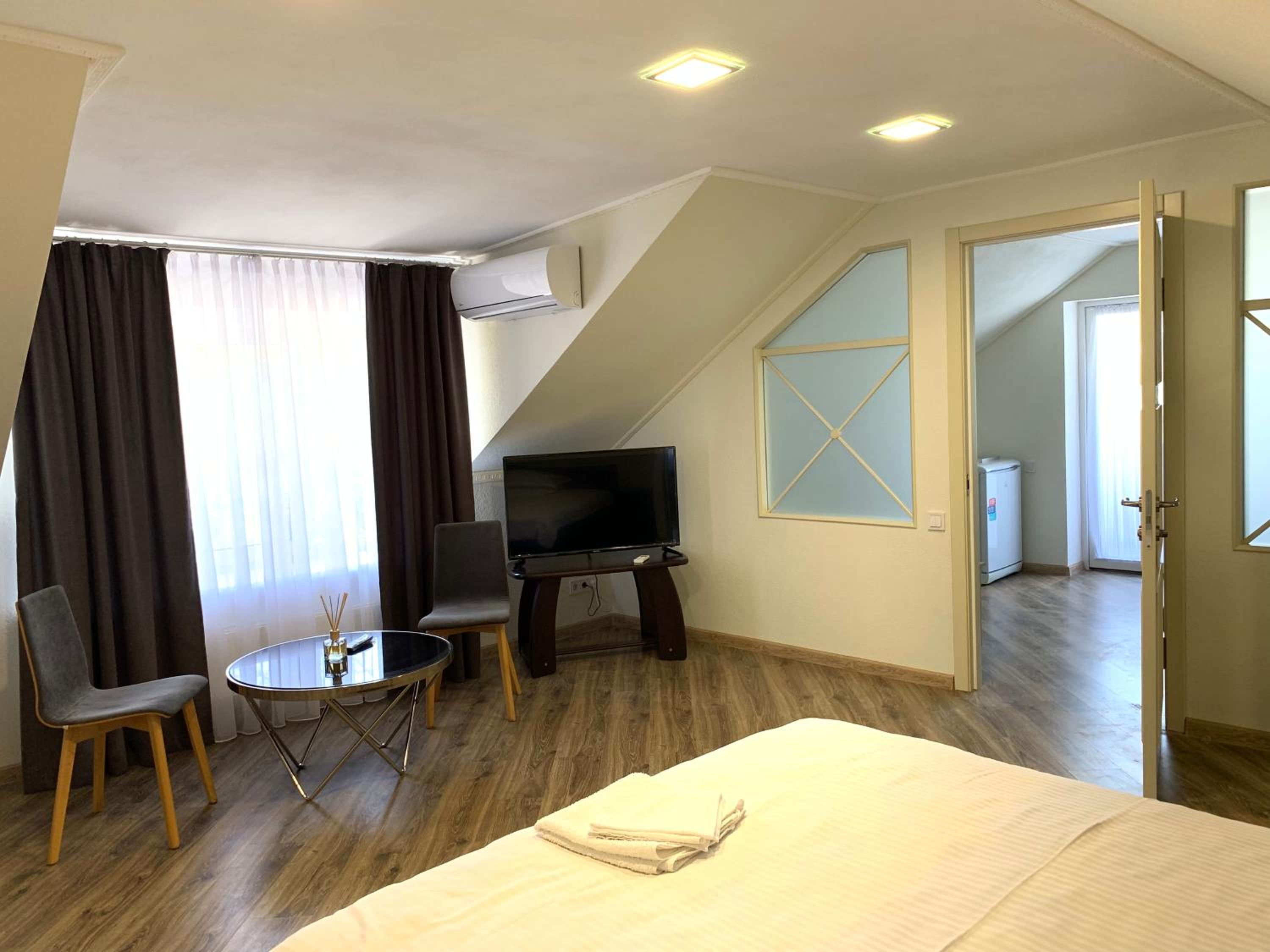 Comfort Quadruple Room