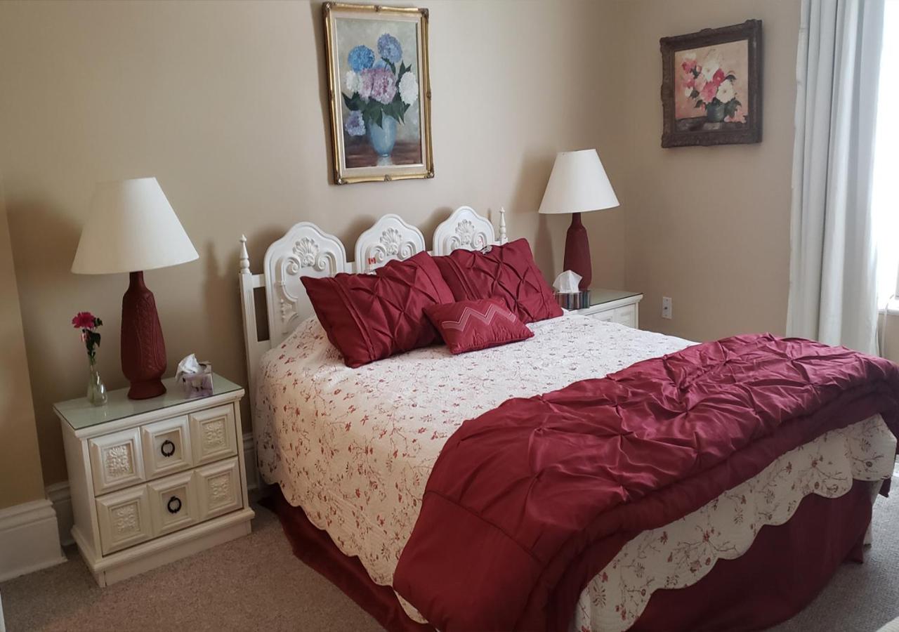 Double Room with Private Bathroom photo 1