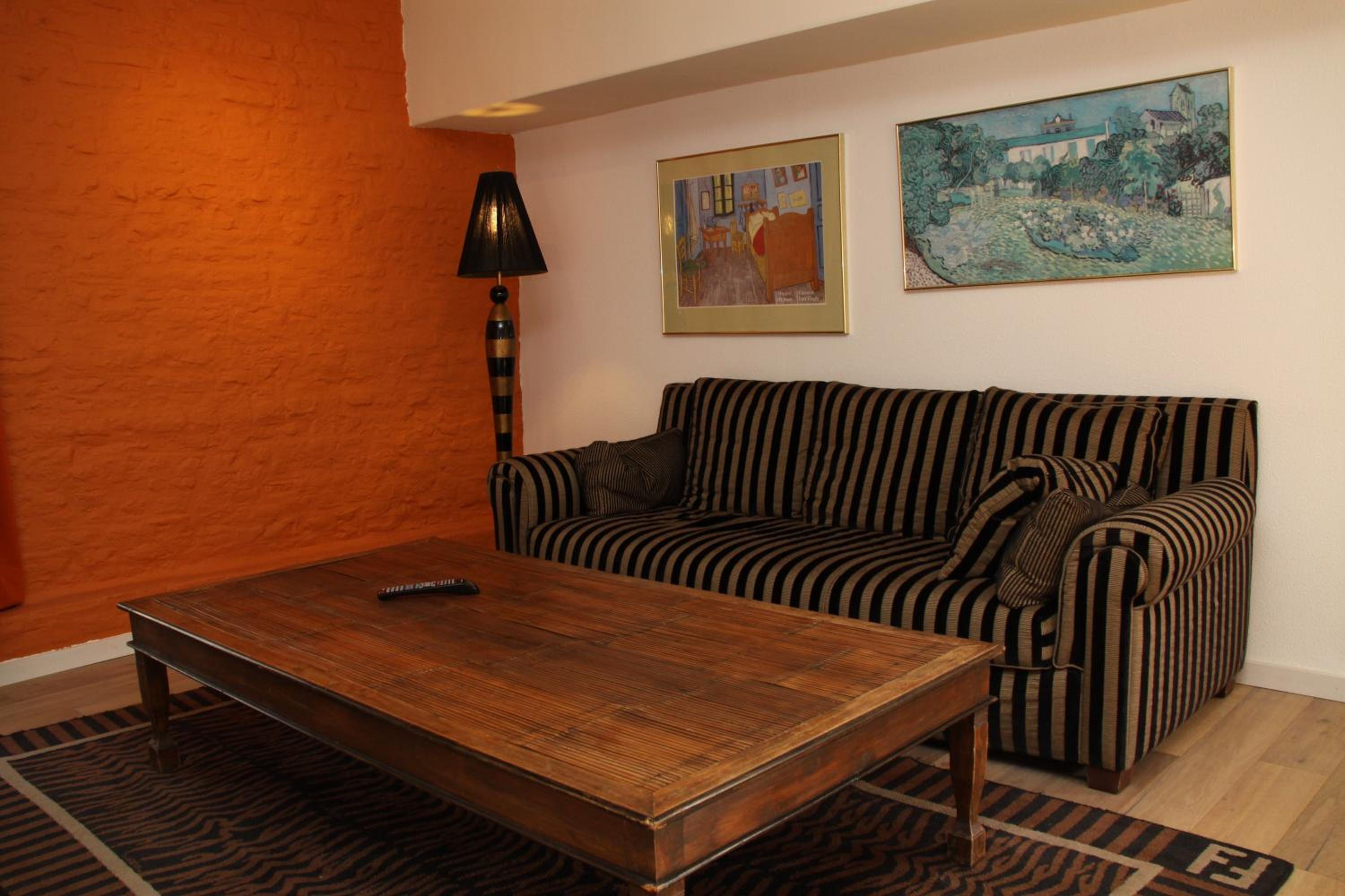 Apartment - Photo 4
