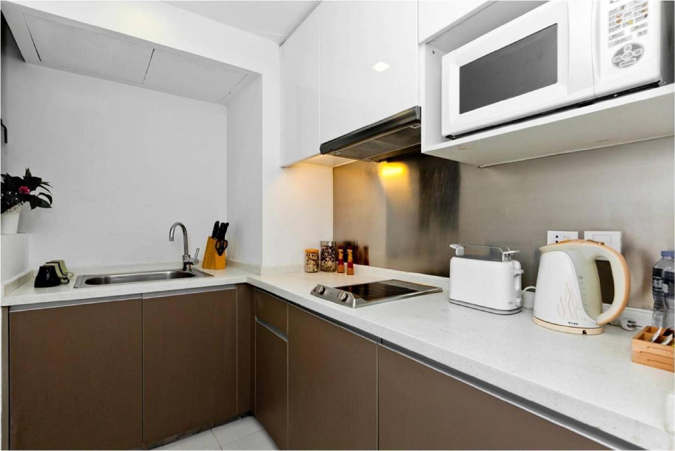 One-Bedroom Executive Apartment  - Photo 6