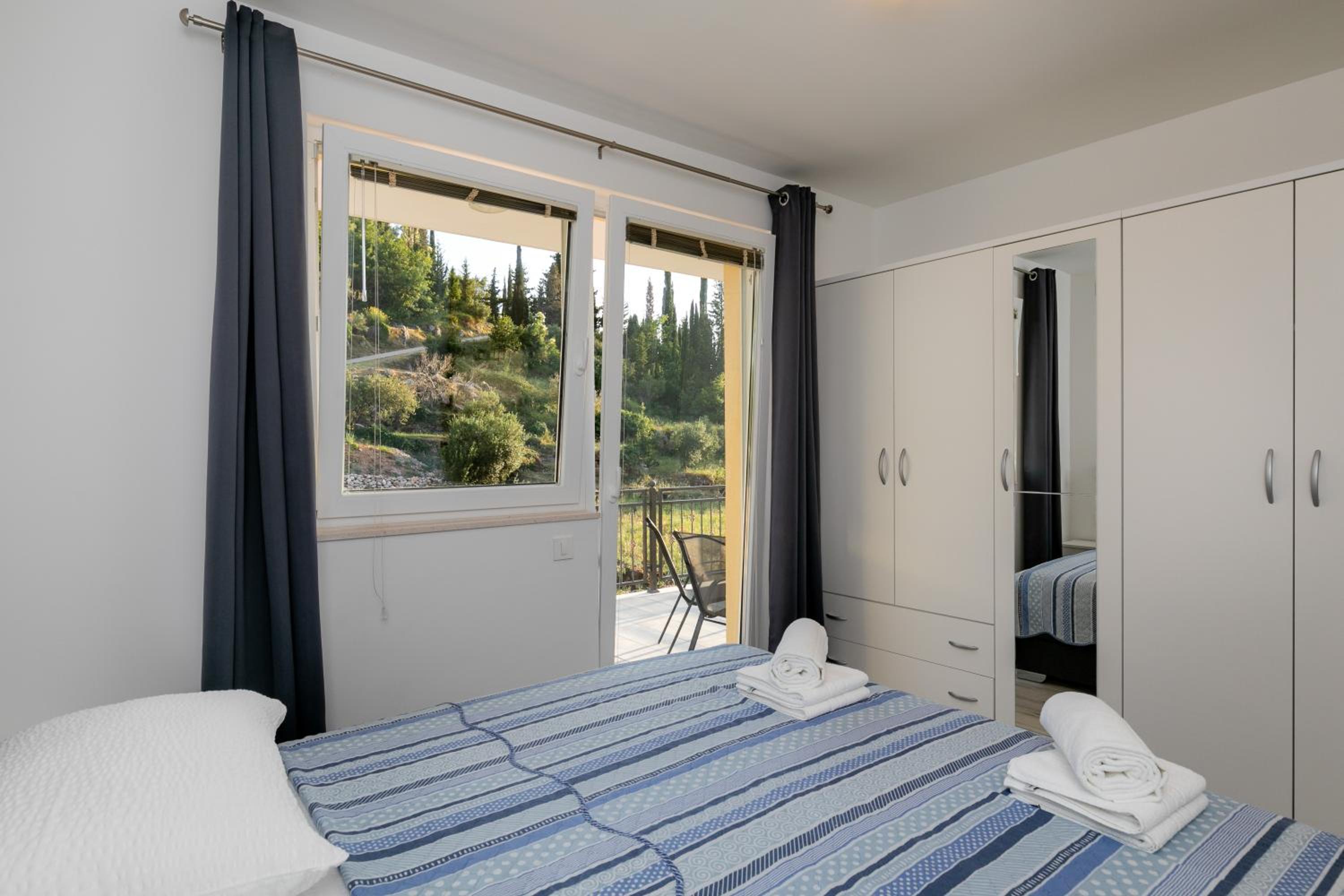 One Bedroom Apartment with Terrace 1