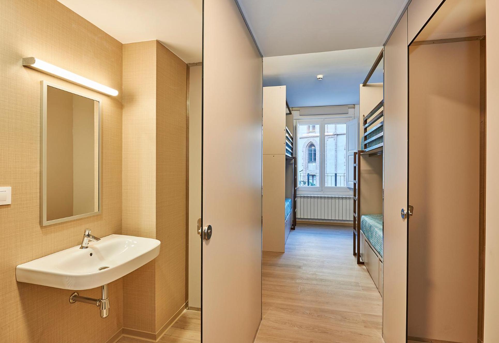 Quadruple Room photo 2