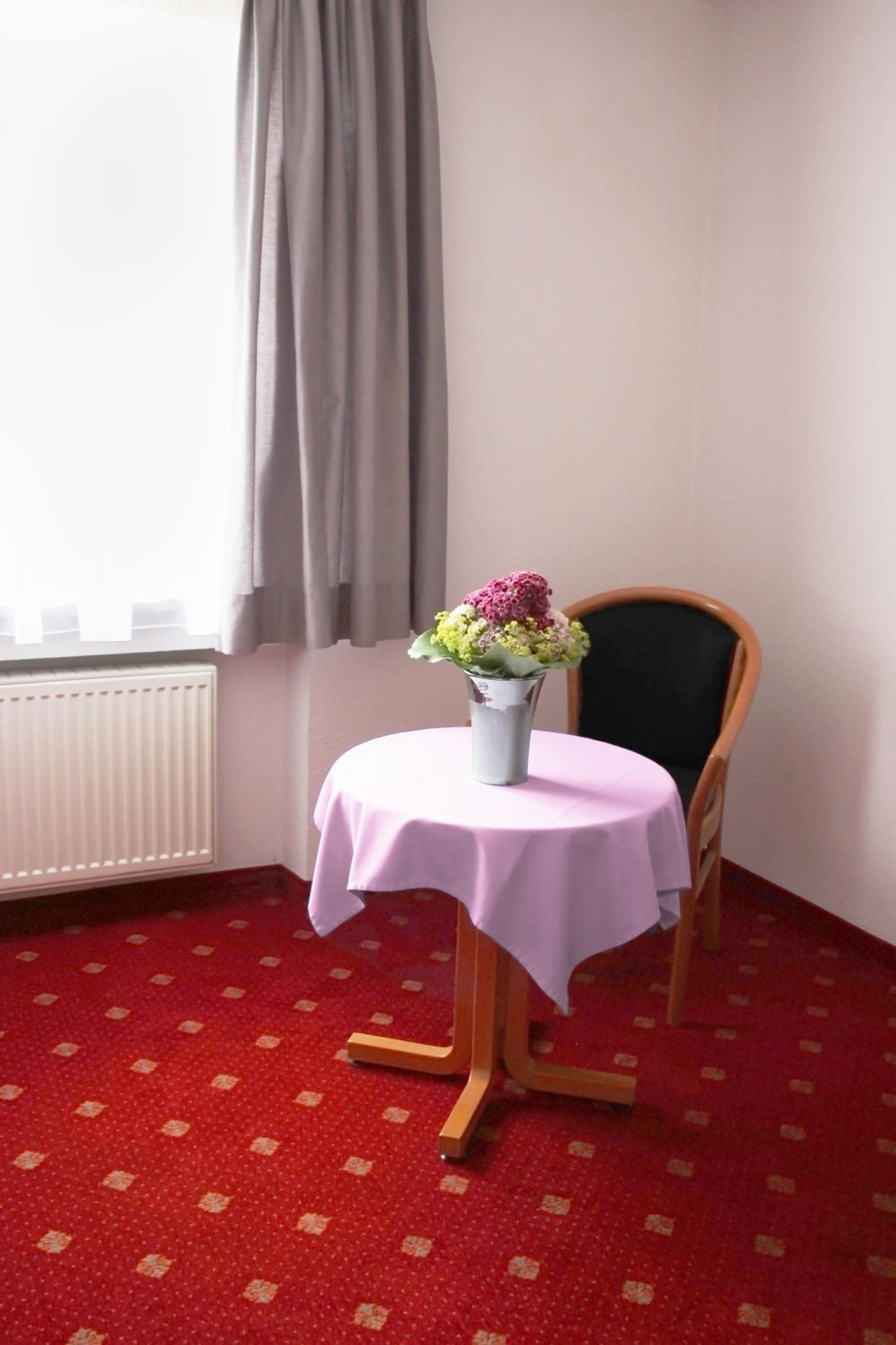 Double Room - Photo 2