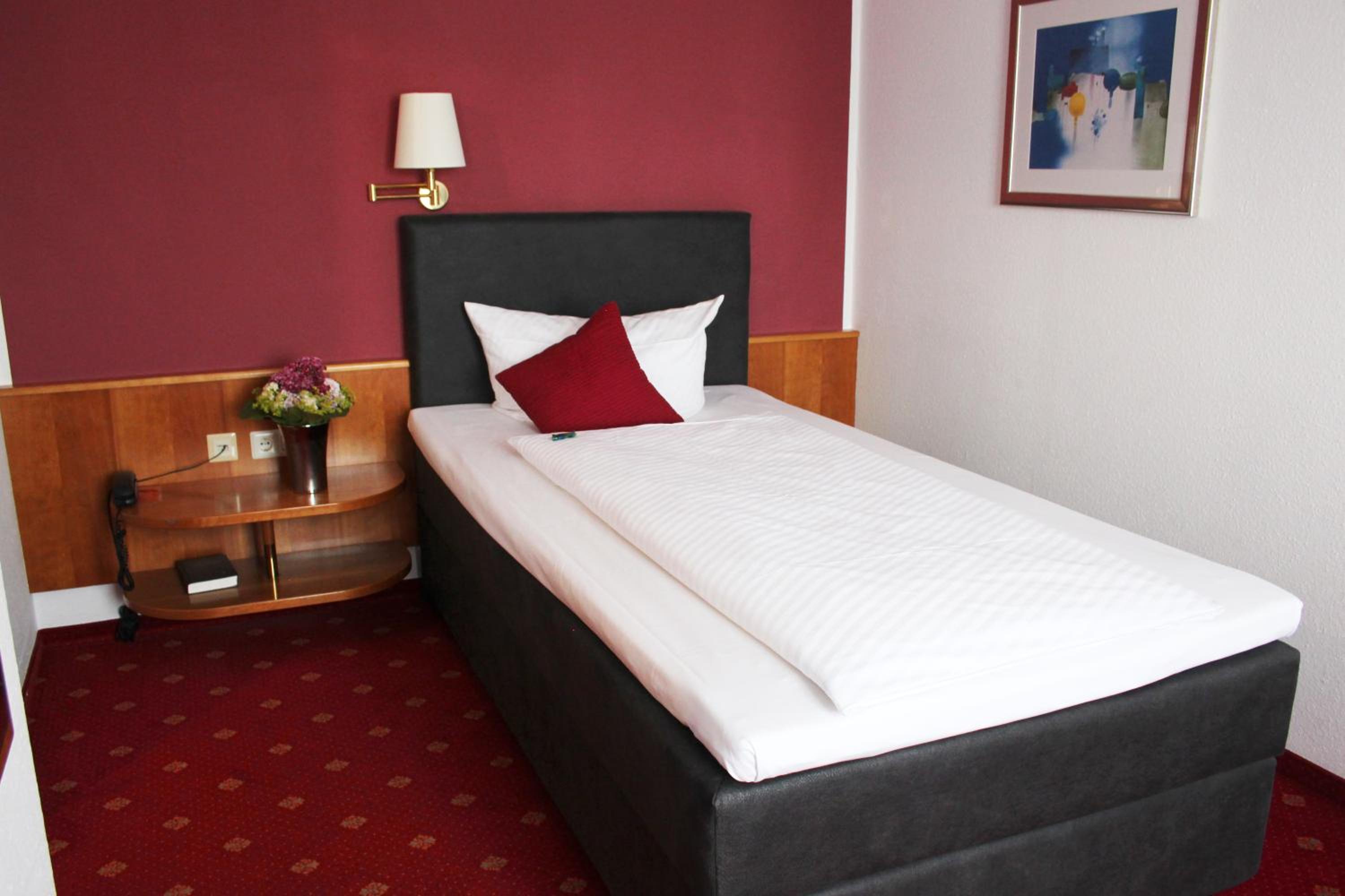 Single Room photo 1