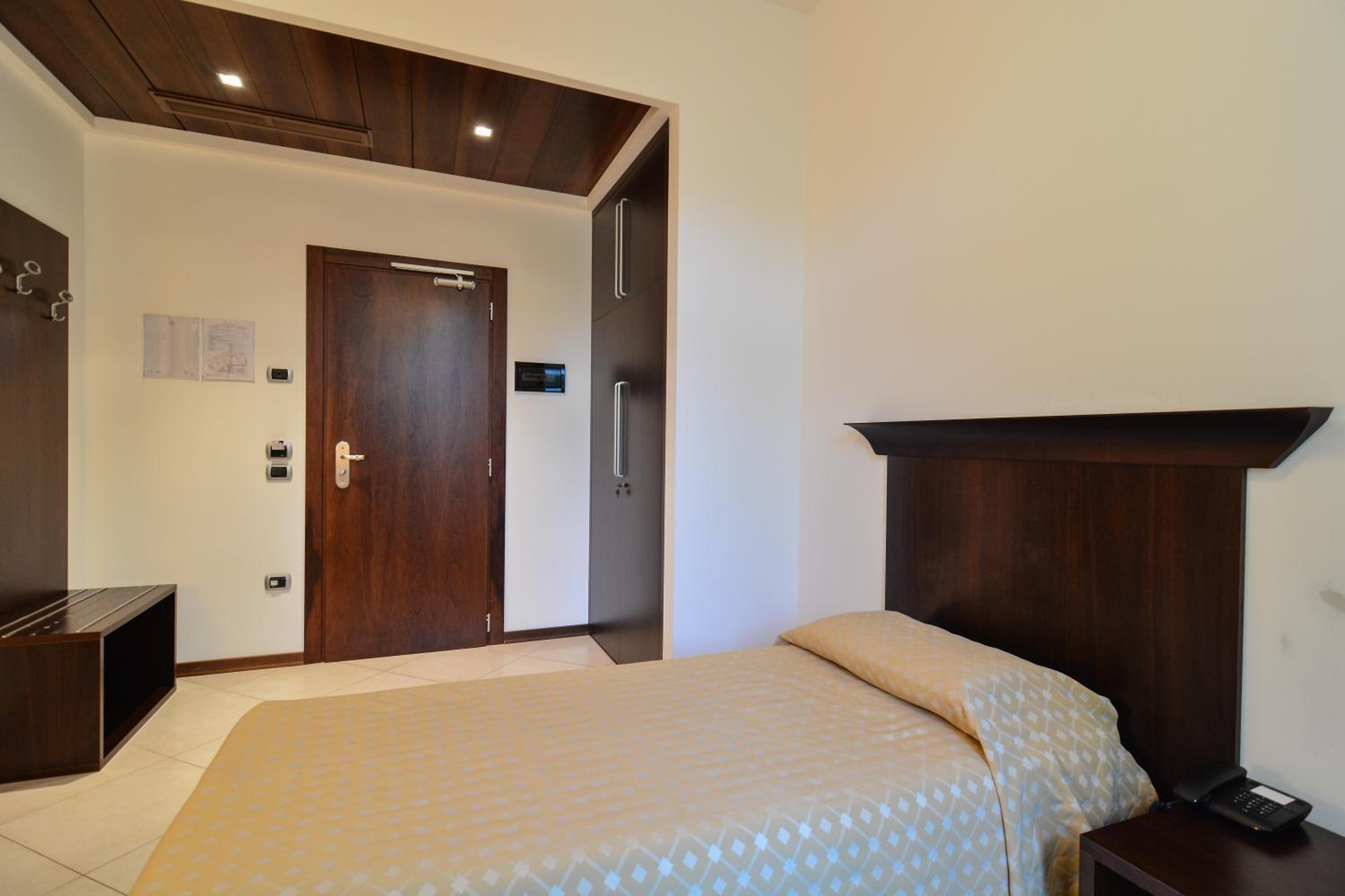 Classic Single Room photo 2