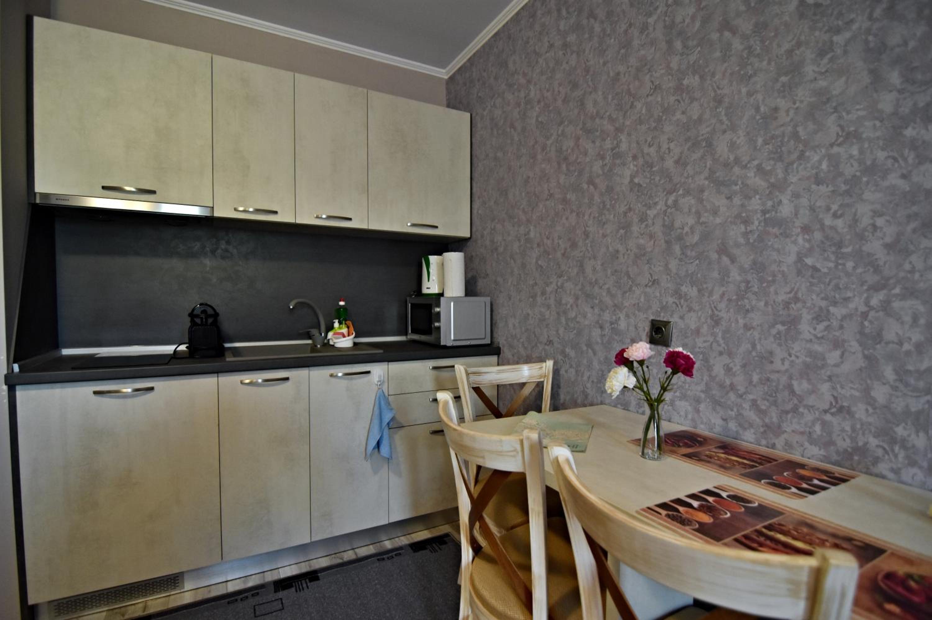 Studio Apartment photo 2