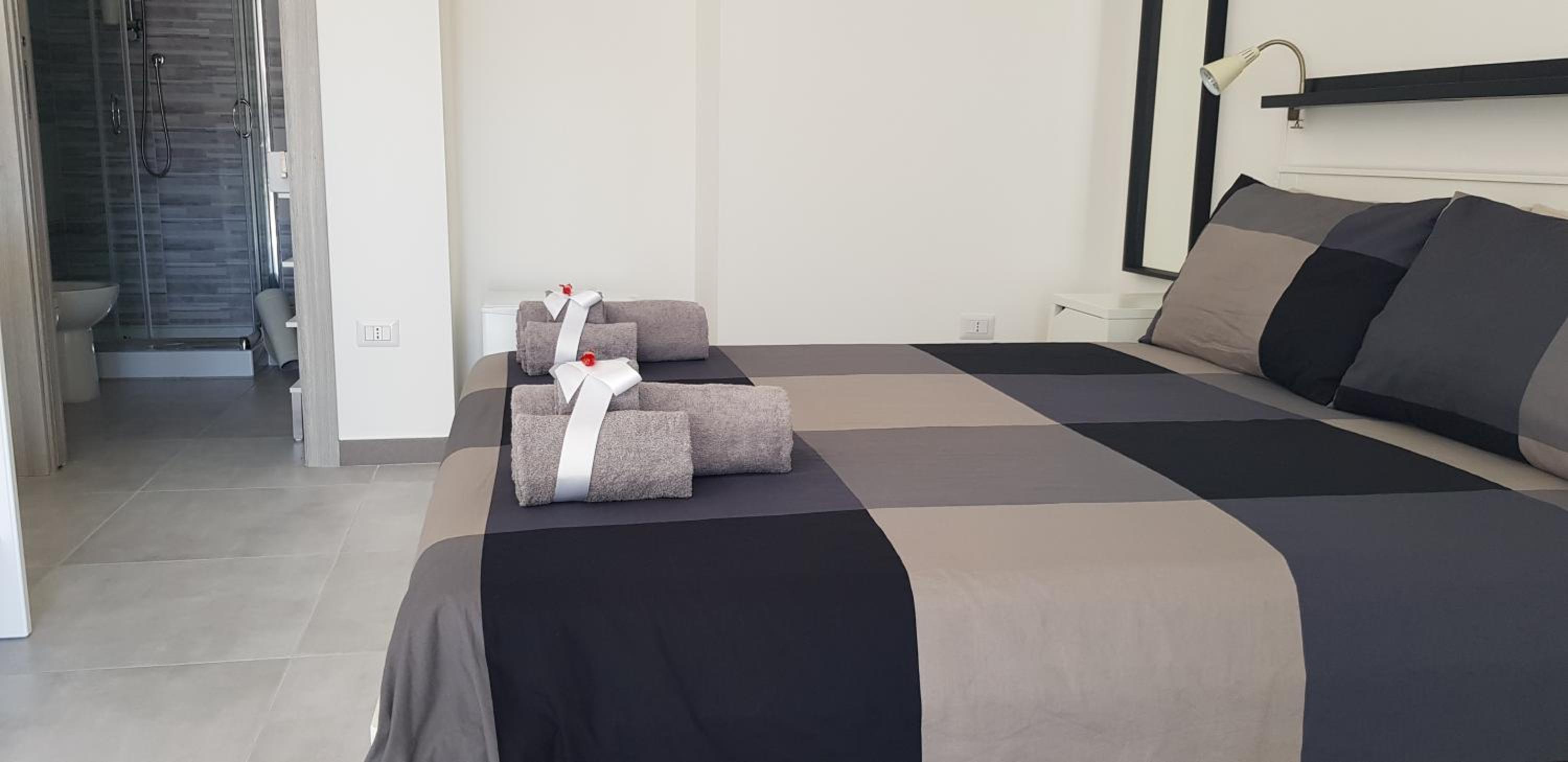 Deluxe Double Room - Photo 1
