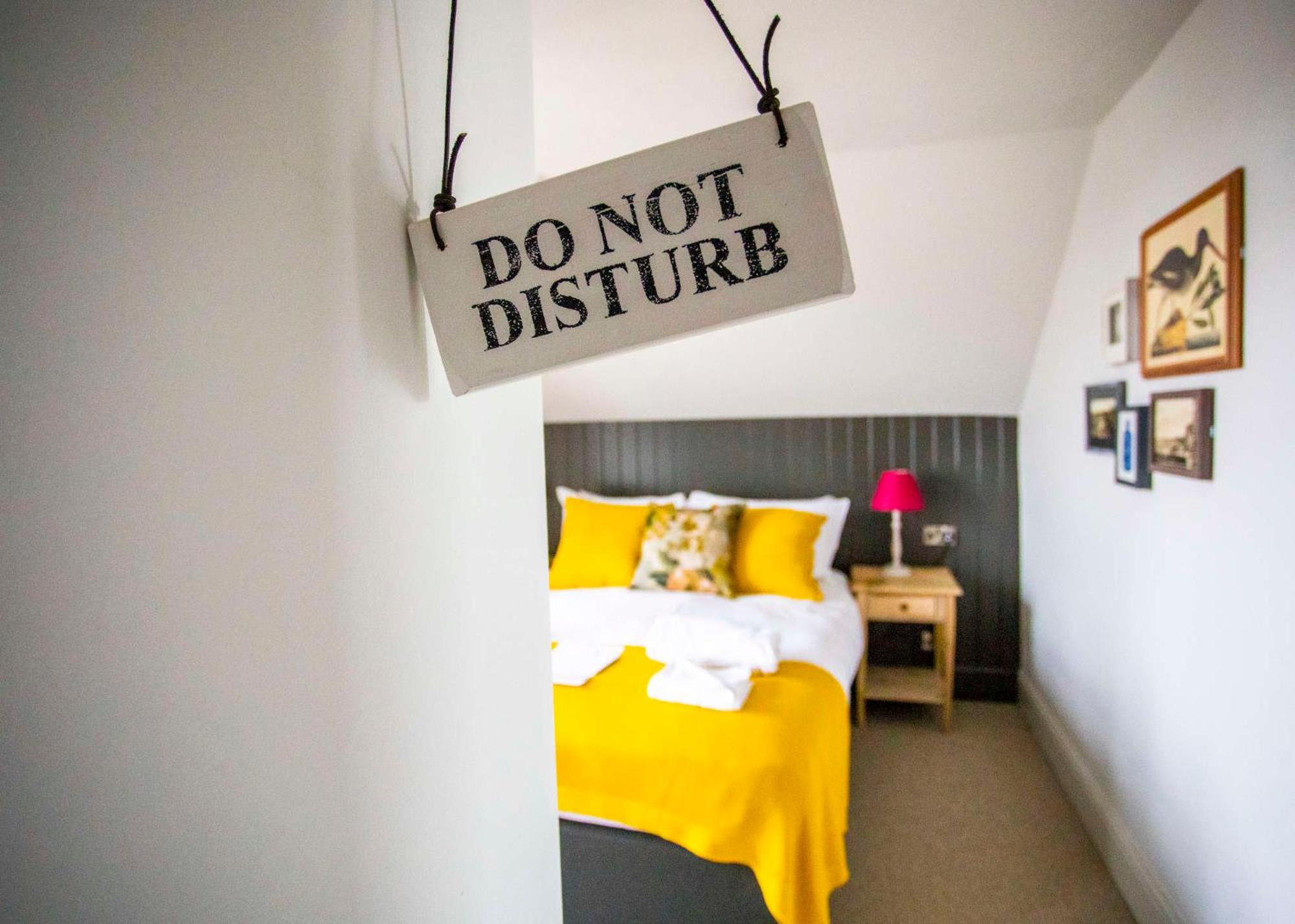 Standard Double Room - Photo 5