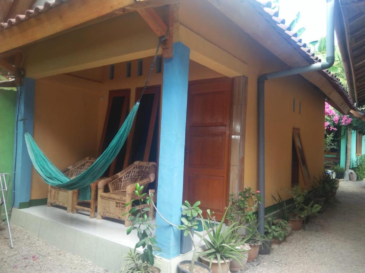 Double Room with Private Bathroom - Photo 8