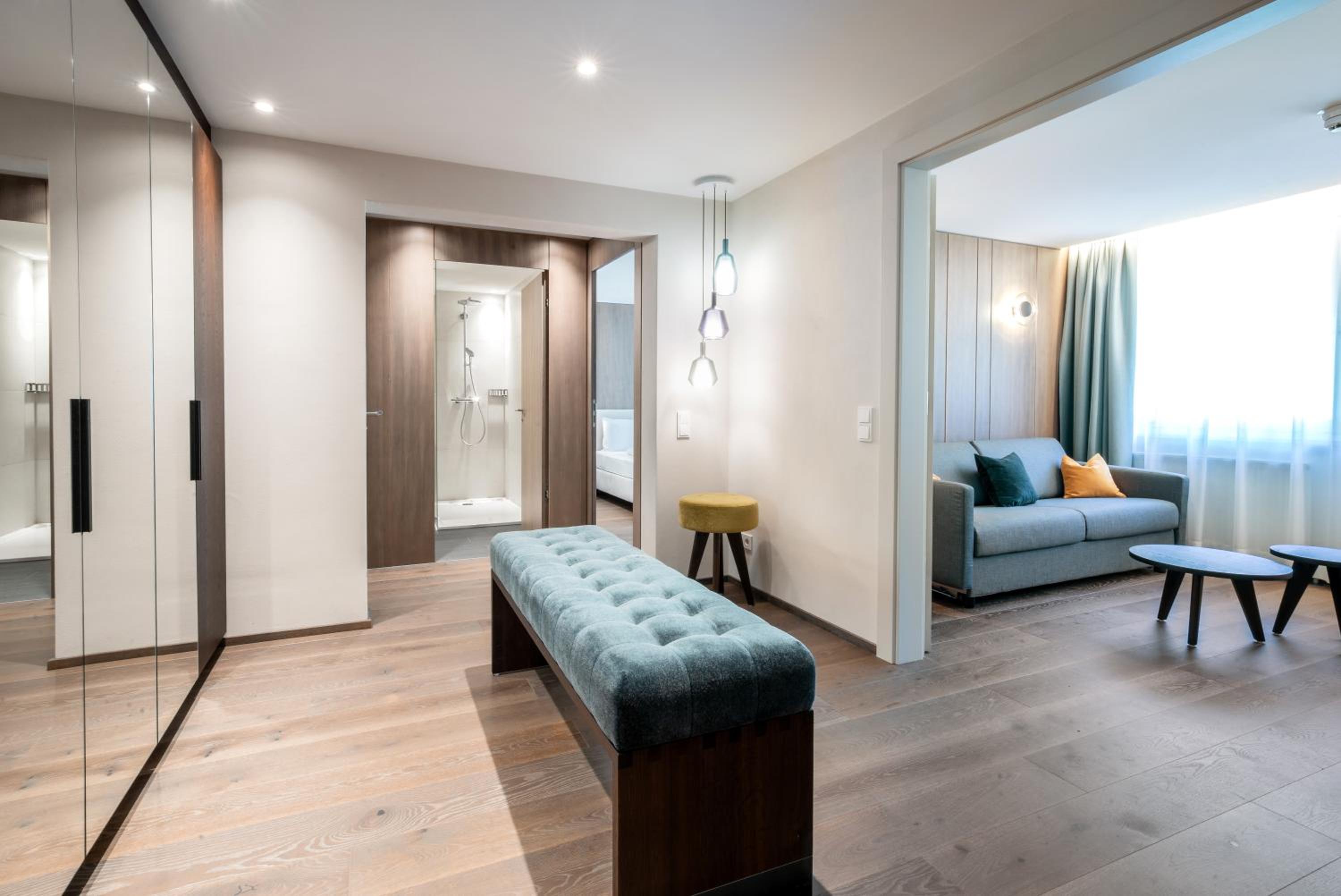 Deluxe Suite