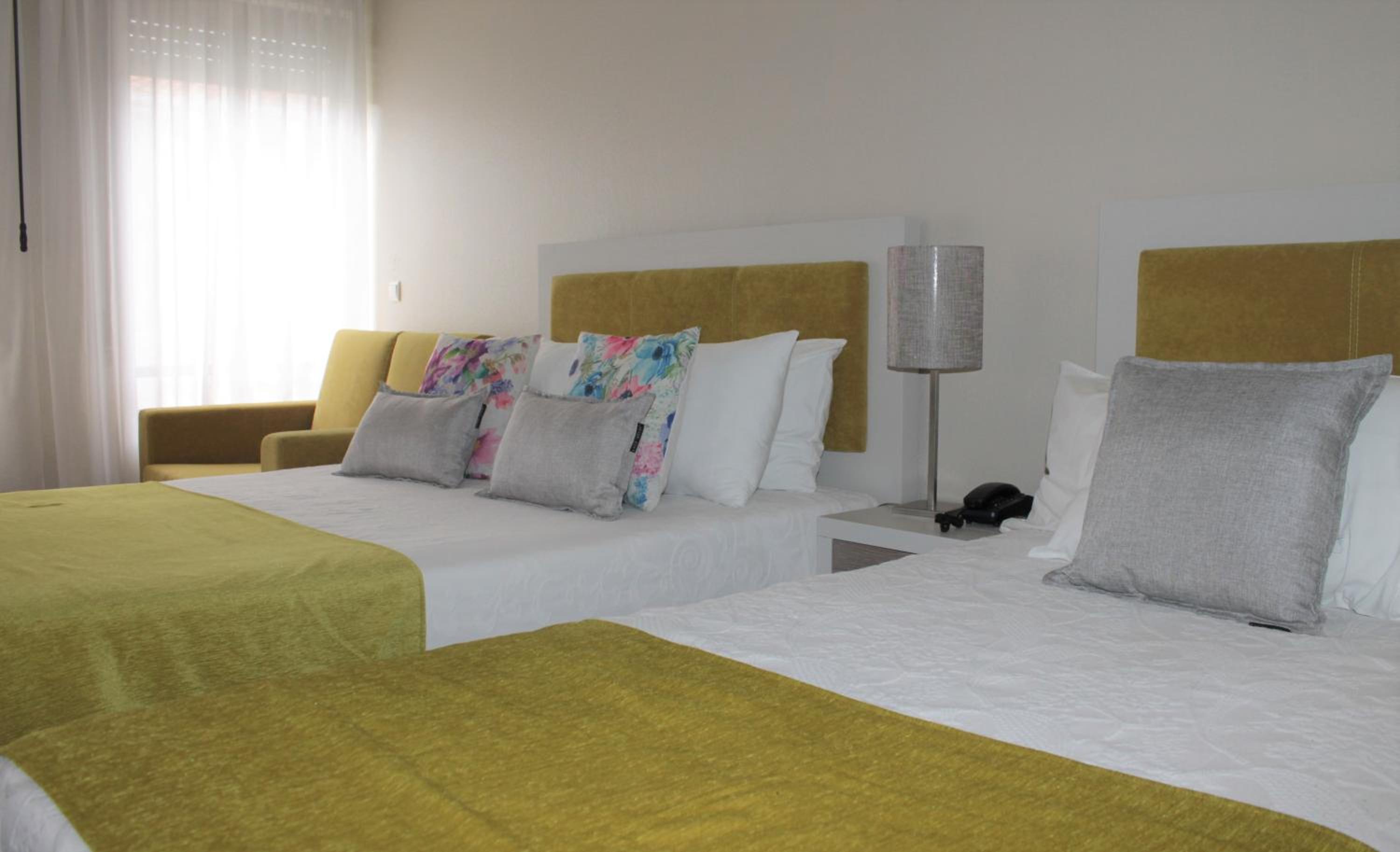 Queen Room - Photo 2