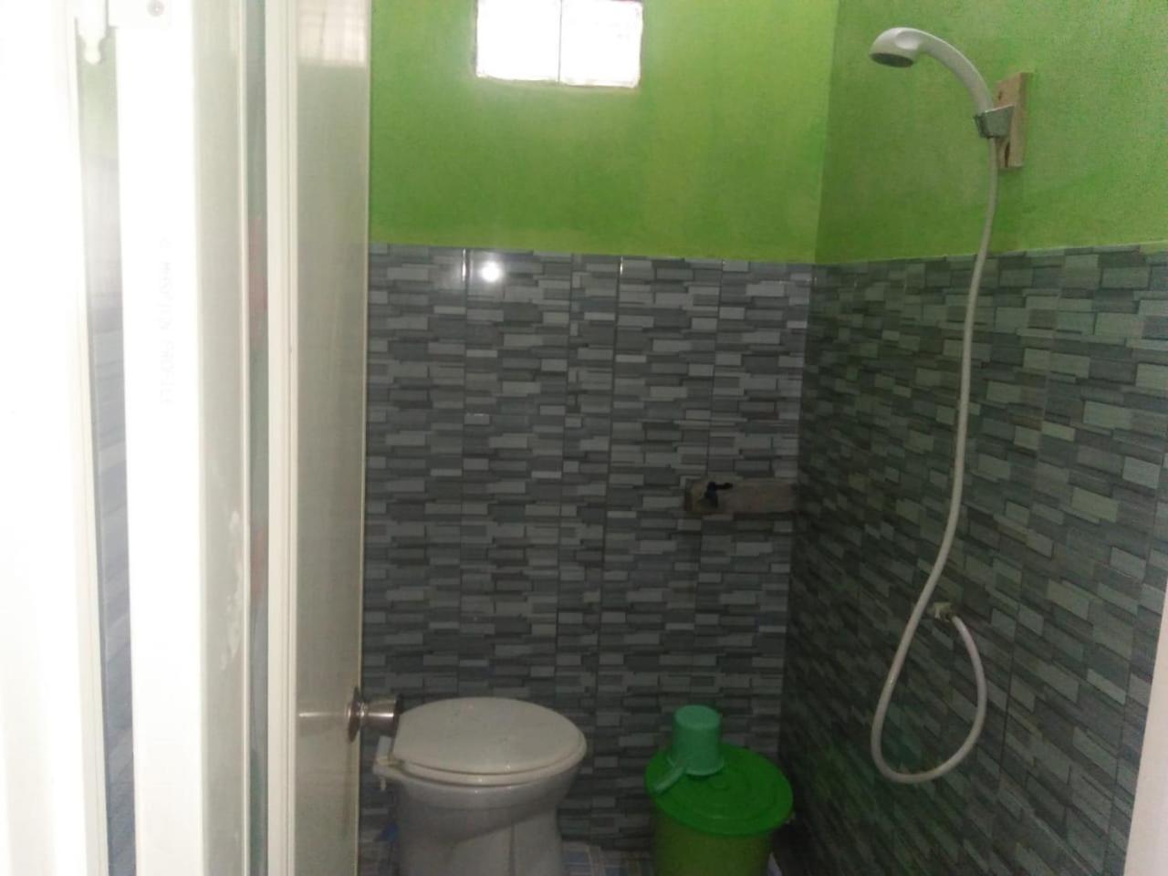 Double Room with Private Bathroom - Photo 4