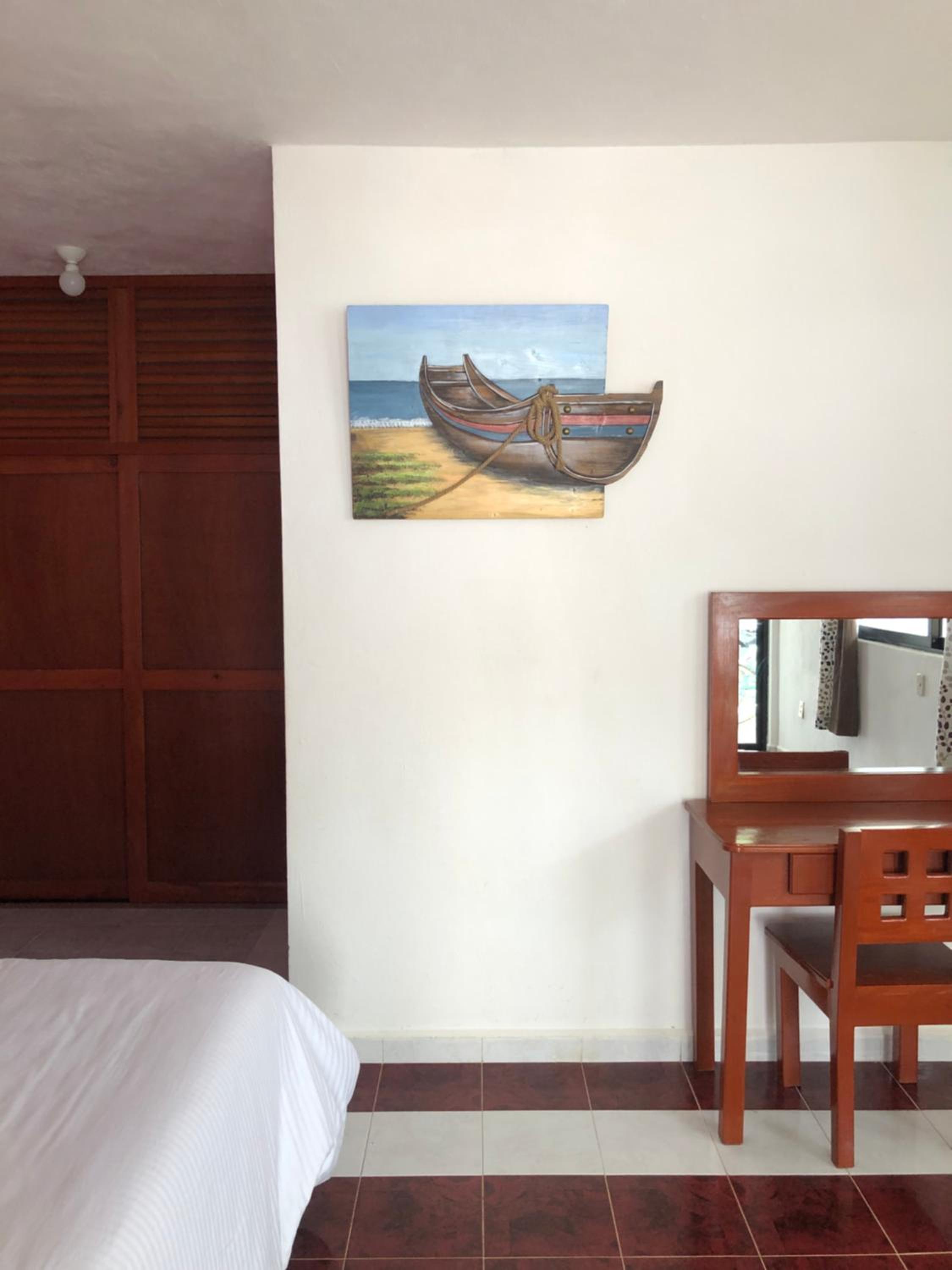 Twin Room - Photo 2