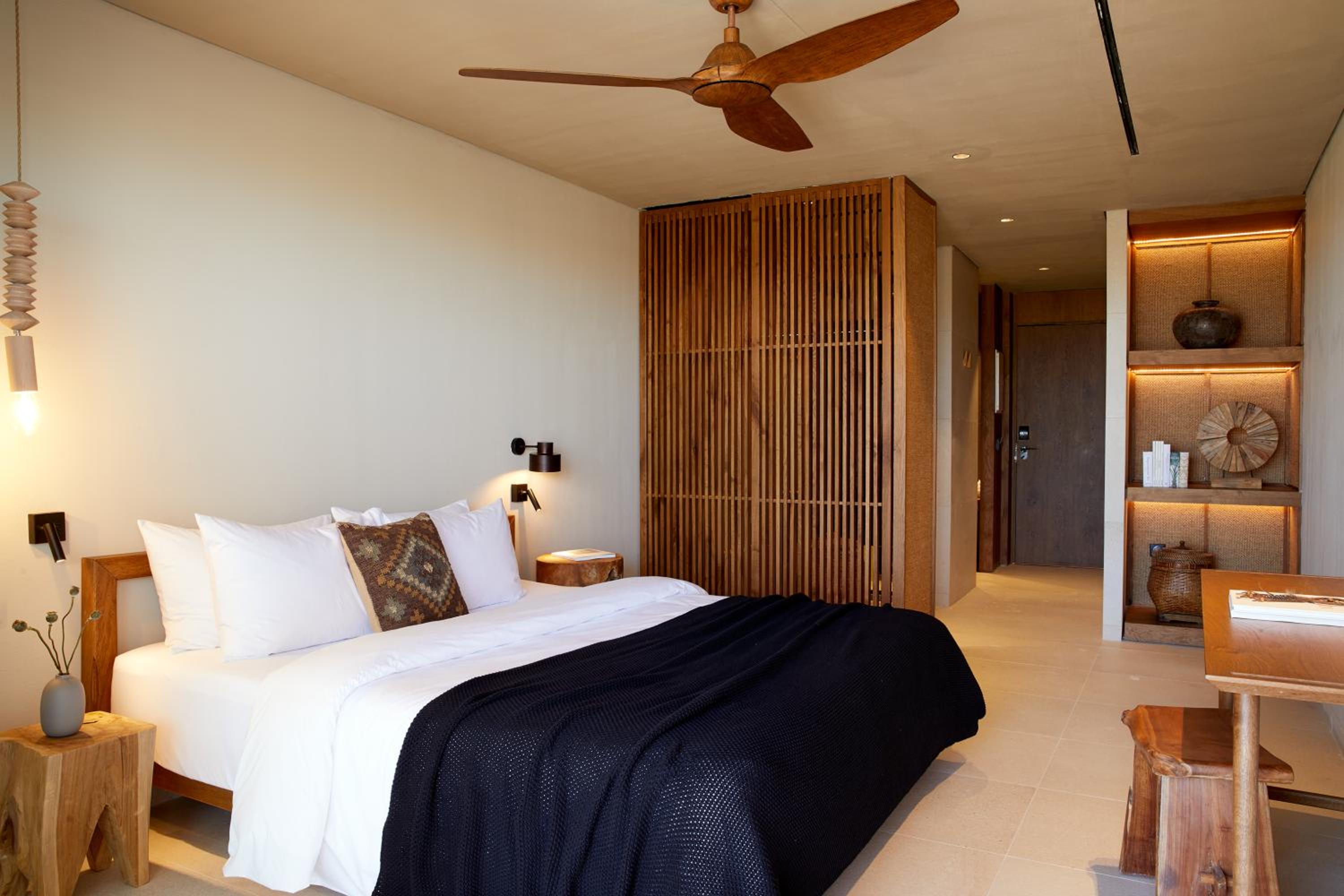 Double Room Inland View - Photo 3