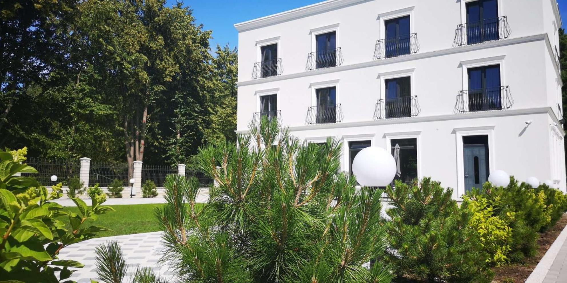 Standard Double or Twin Room with Garden View - Photo 5