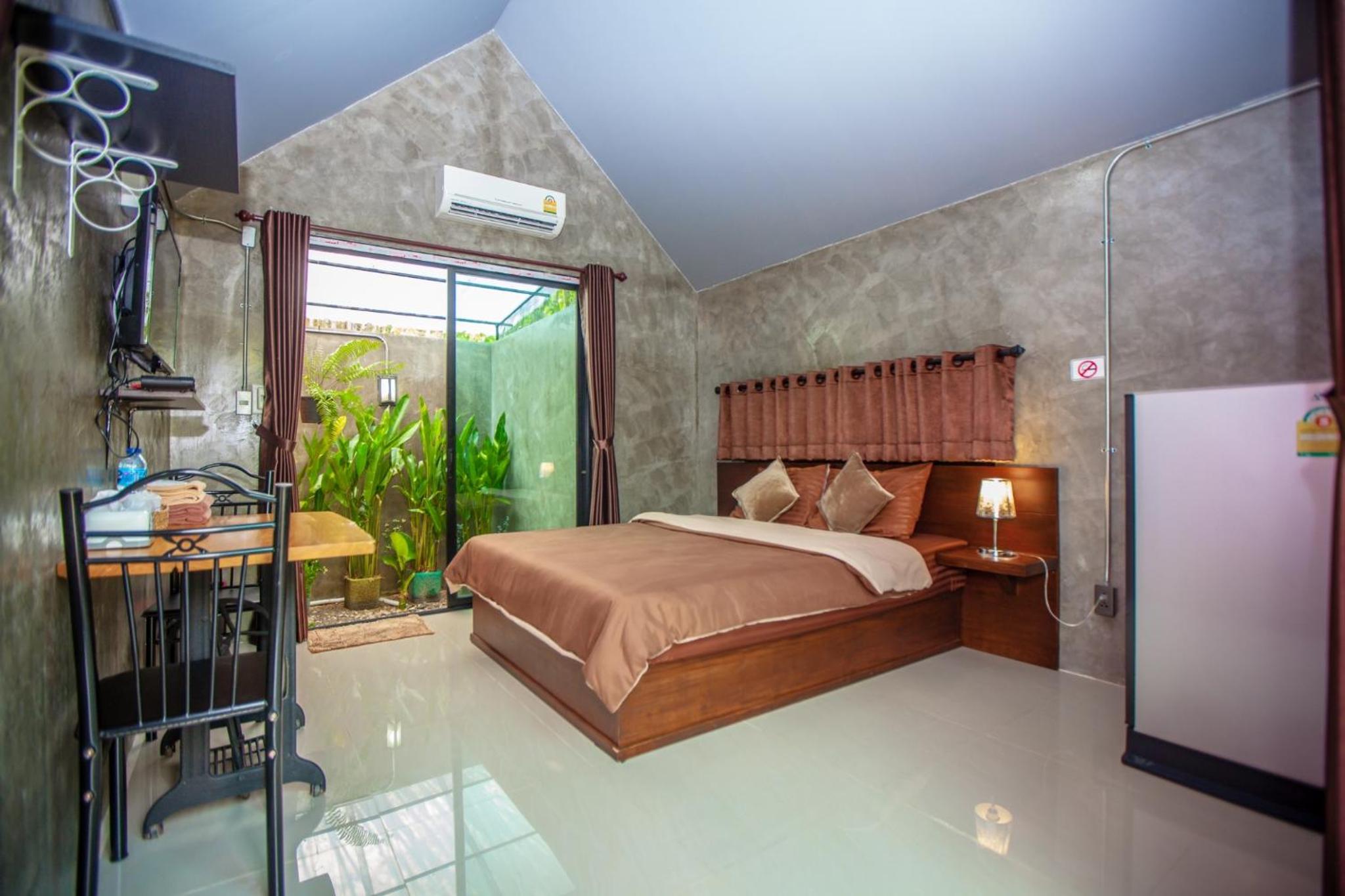 Deluxe Room - Photo 3