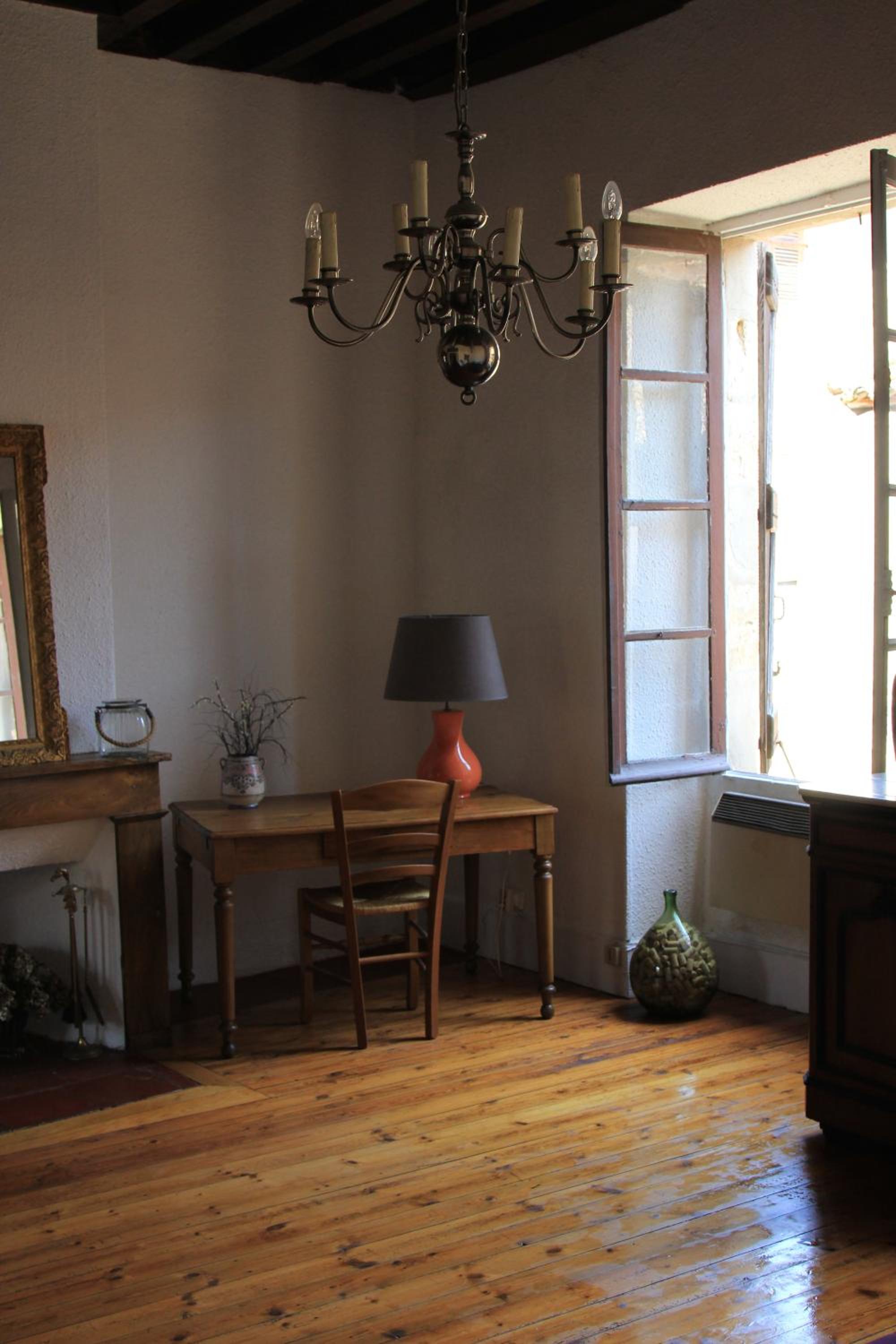 Triple Room with Private Bathroom - Photo 4