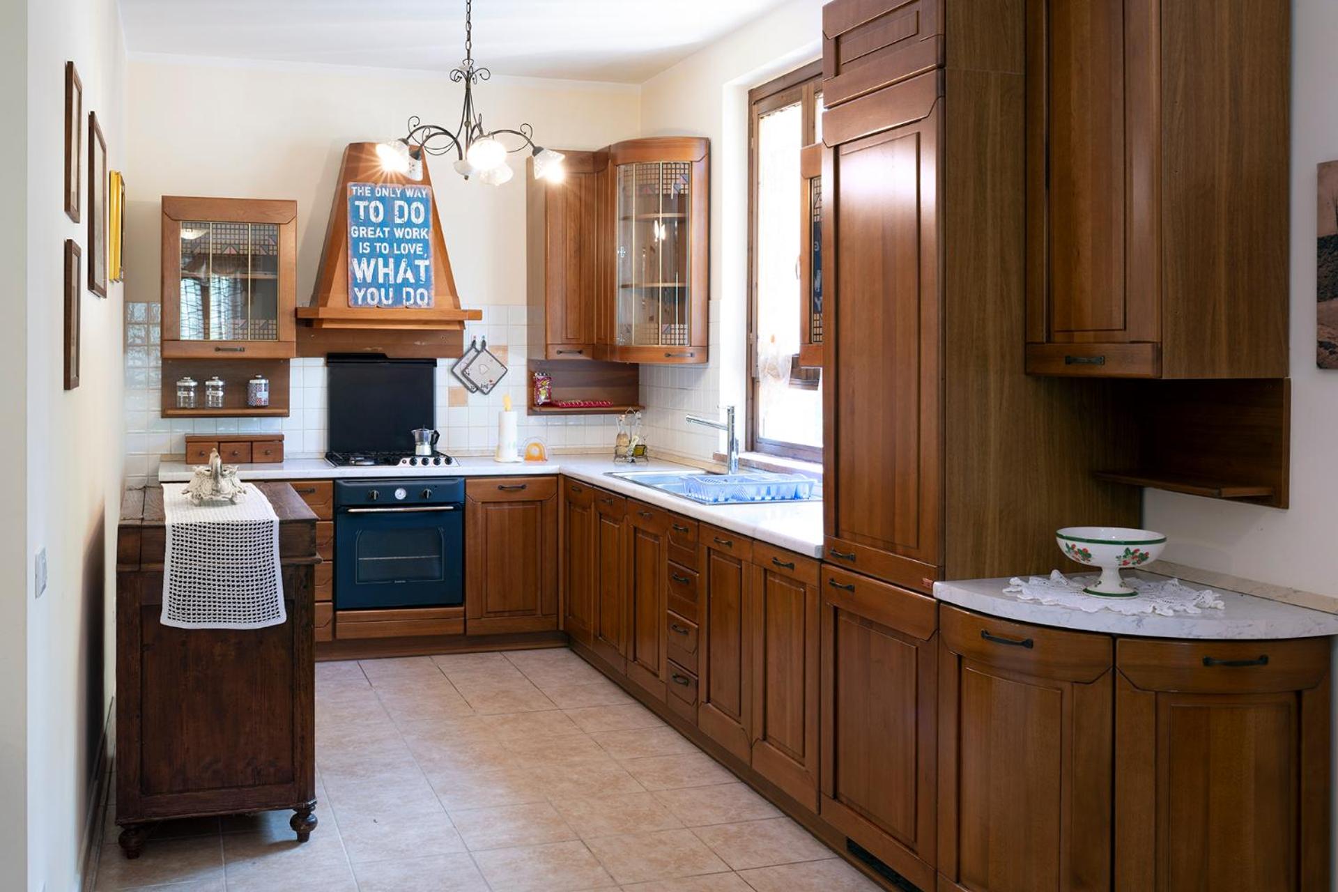 Three-Bedroom Apartment - Photo 15