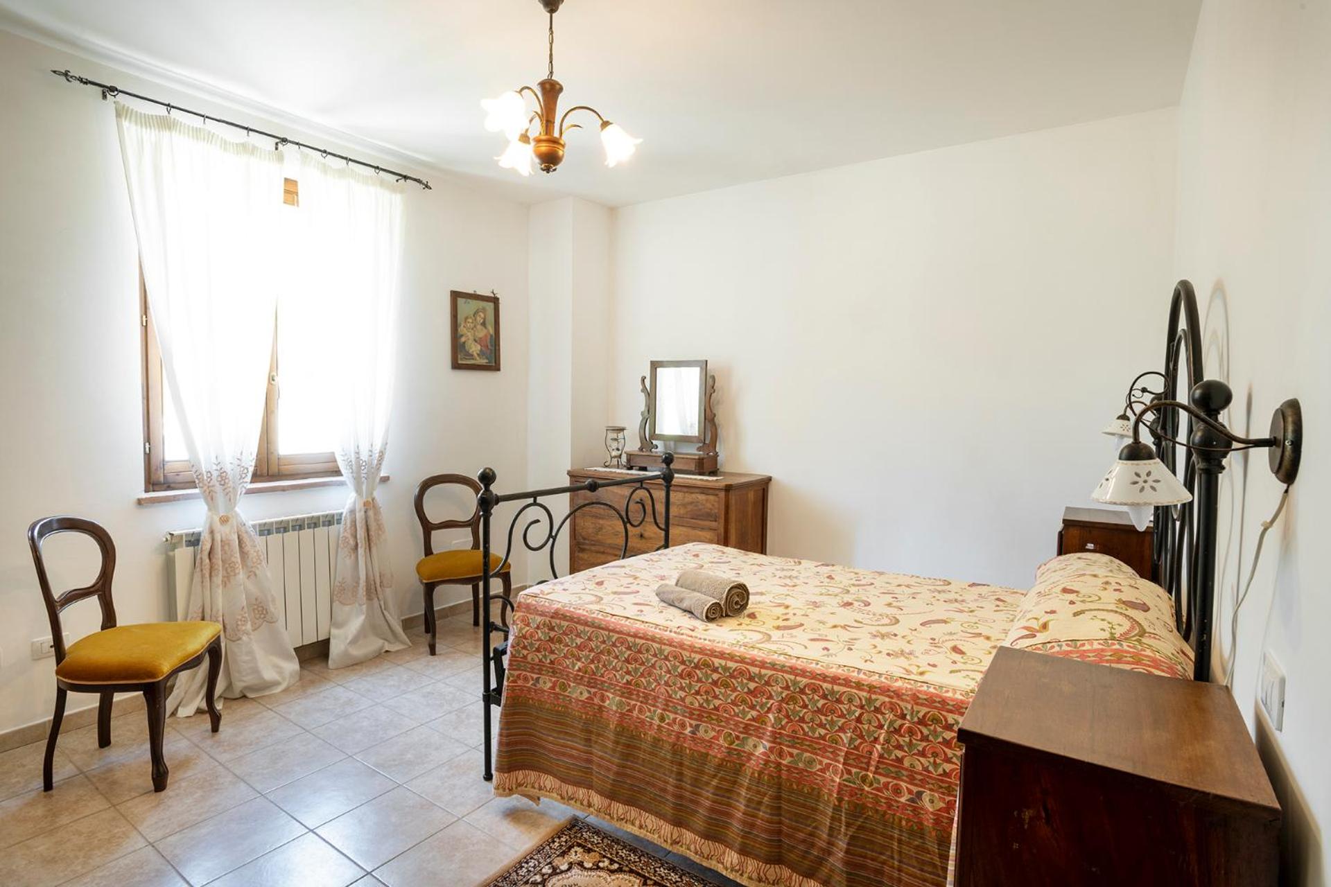 Three-Bedroom Apartment - Photo 5
