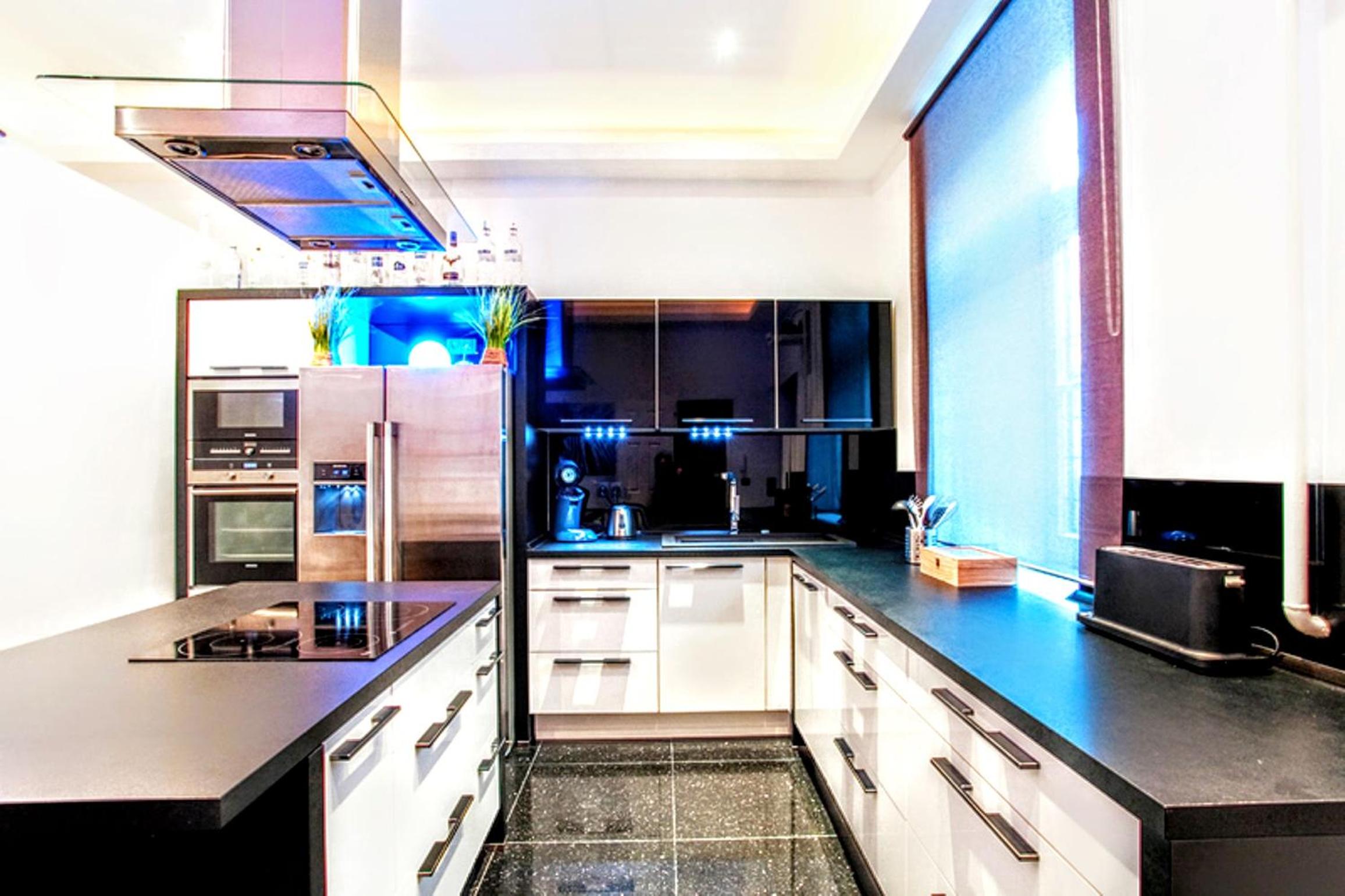Penthouse Apartment - Photo 15