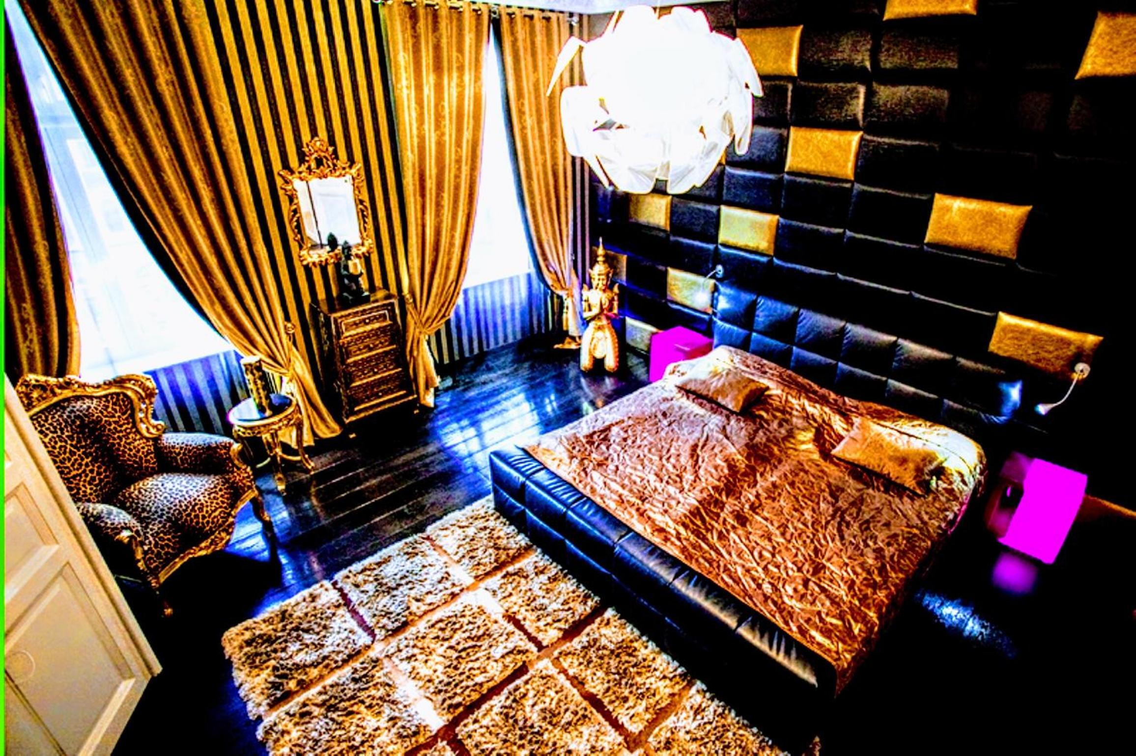 Penthouse Apartment - Photo 2
