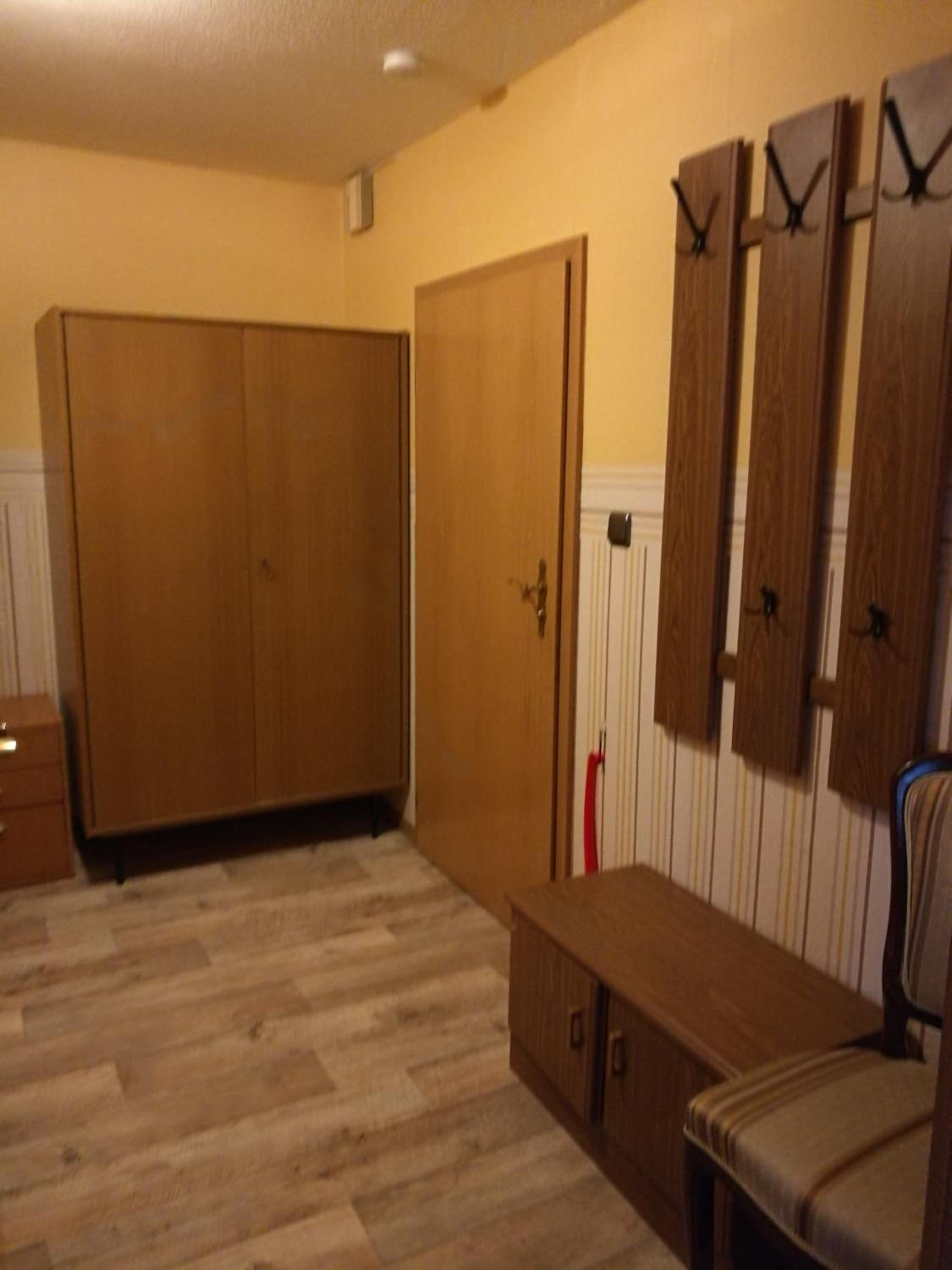 One-Bedroom Apartment - Photo 11