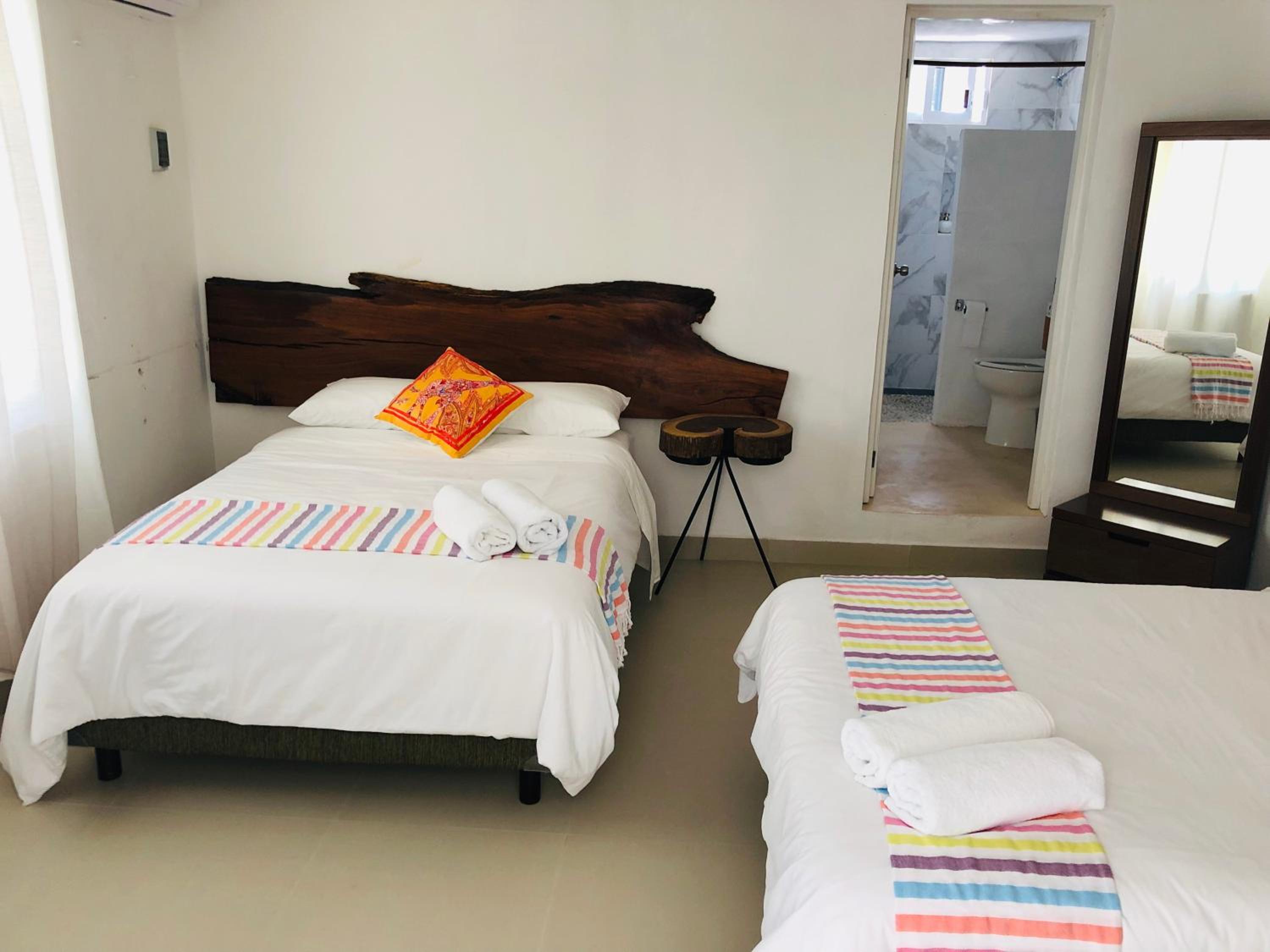 Double Room with Two Double Beds - Photo 1