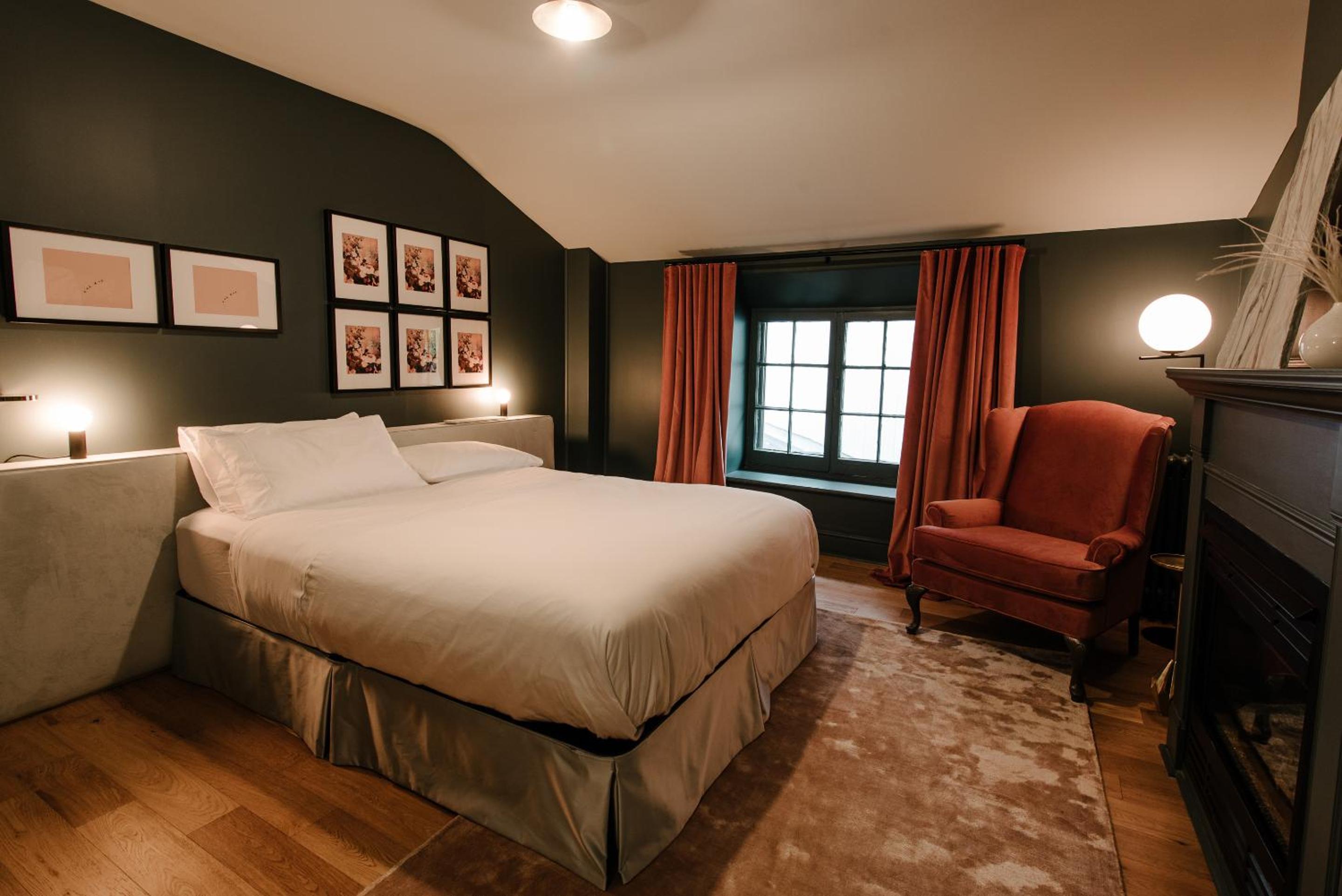 Queen Room photo 3
