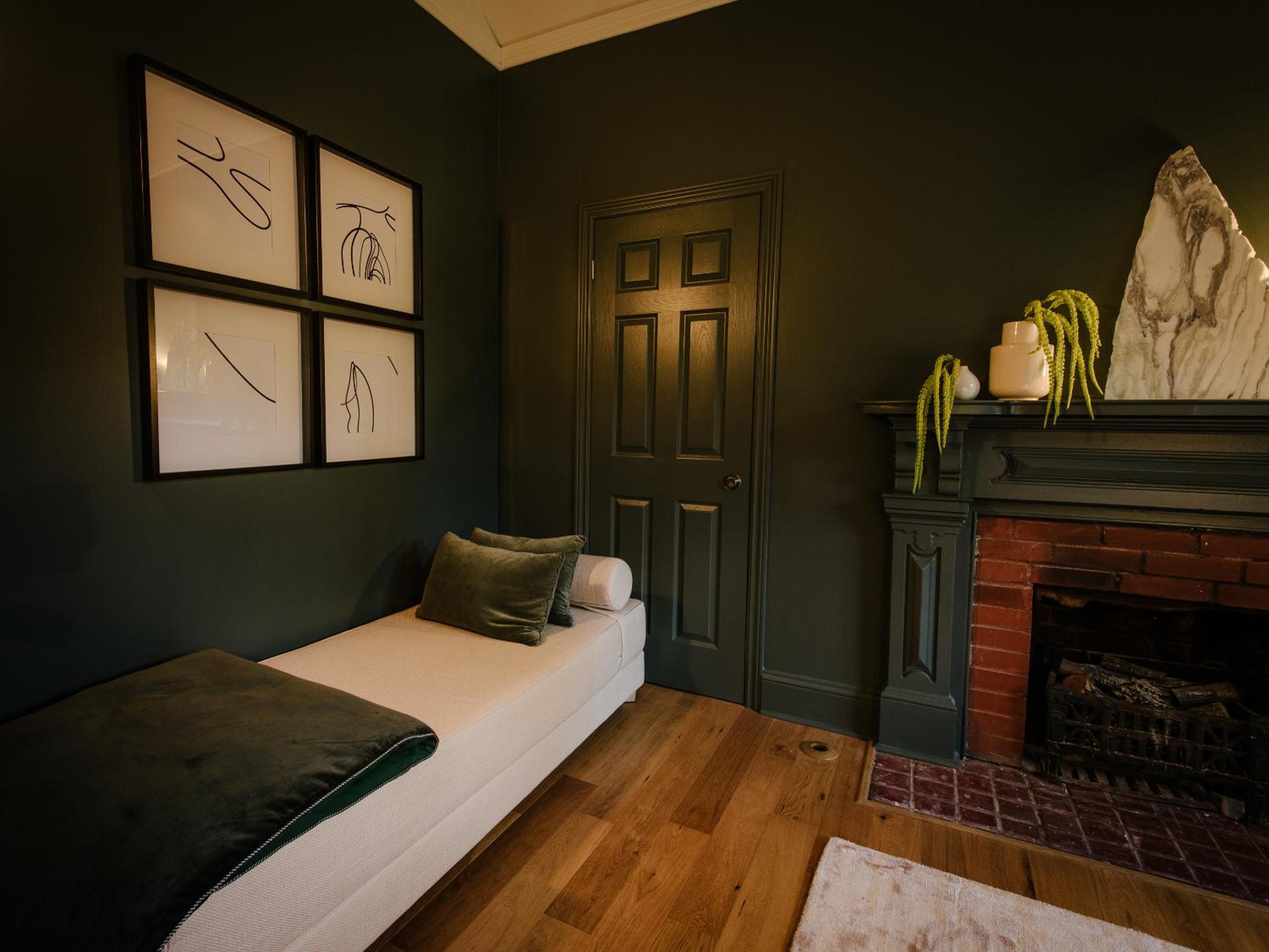 Deluxe Triple Room photo 2