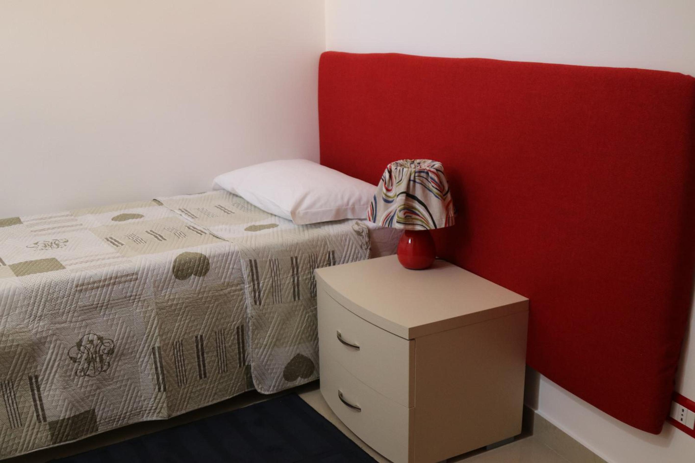 Single Room with Private Bathroom photo 1