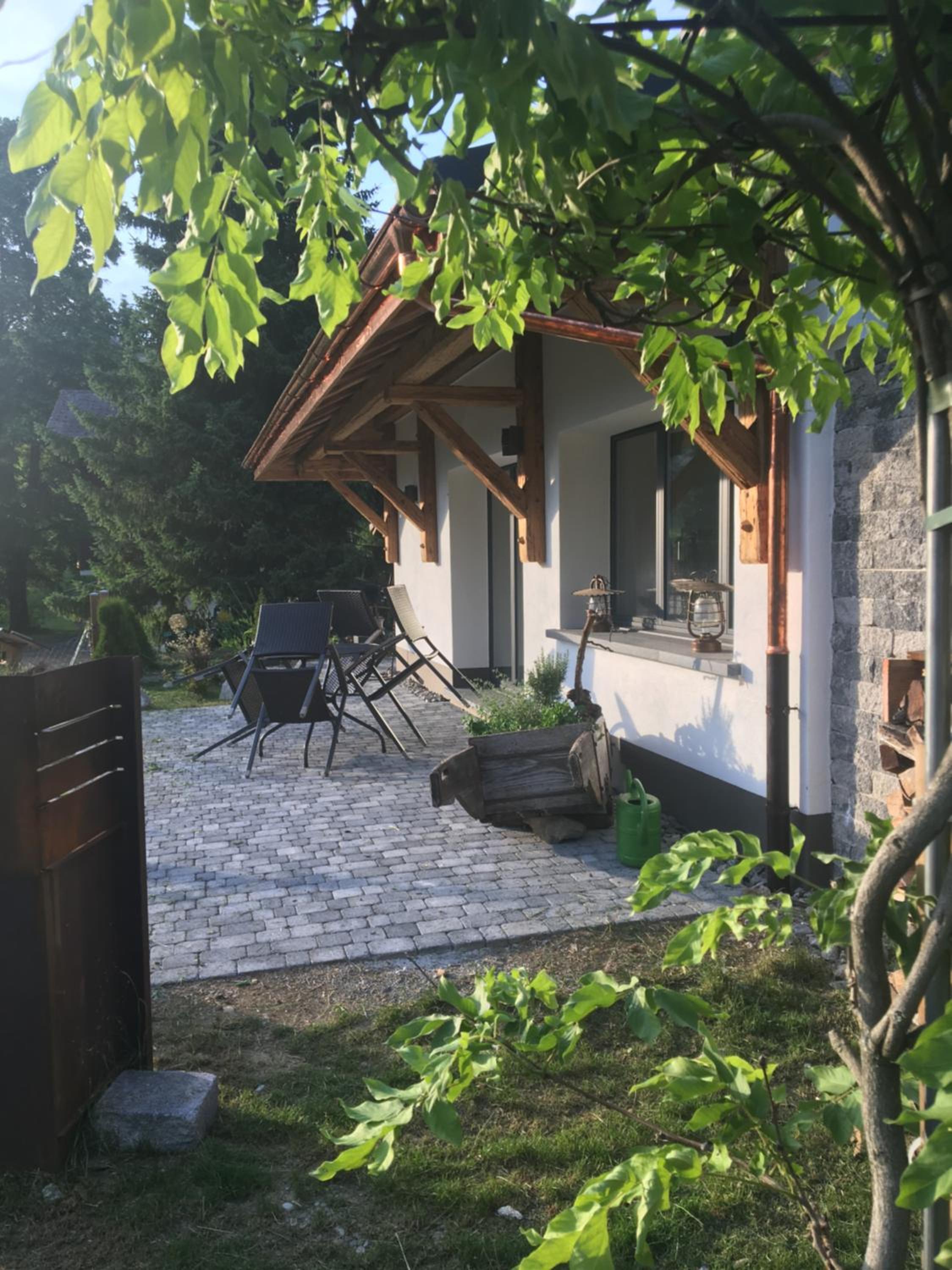 两卧室小屋