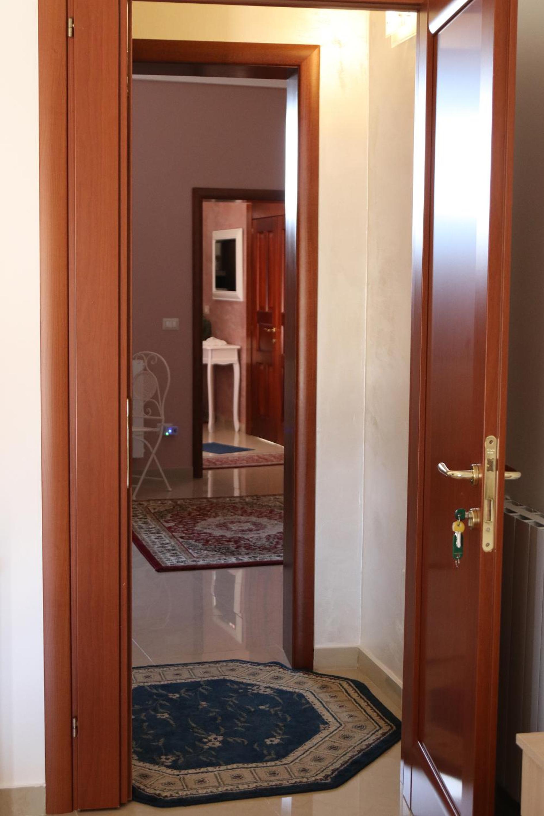 Double Room with Private Bathroom photo 1