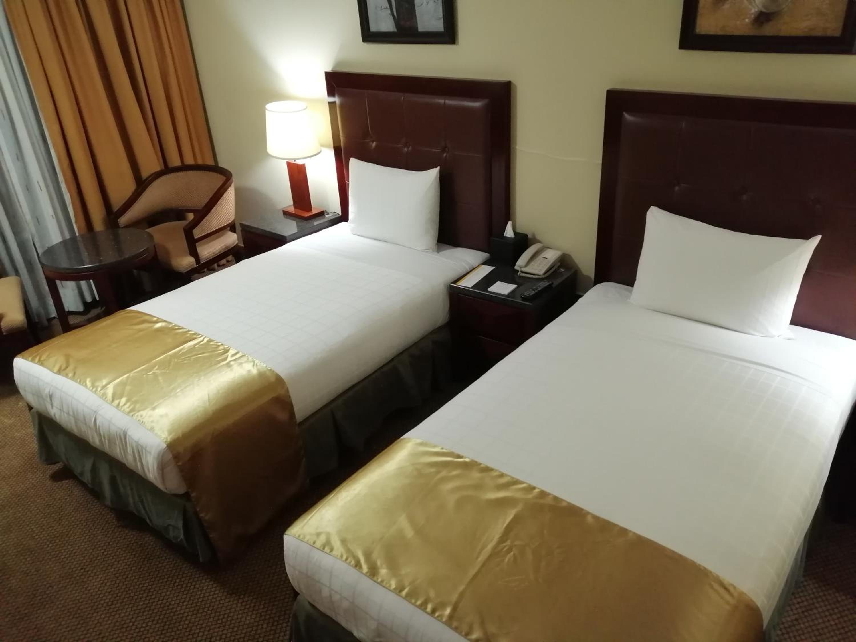 Executive Twin Room photo 3
