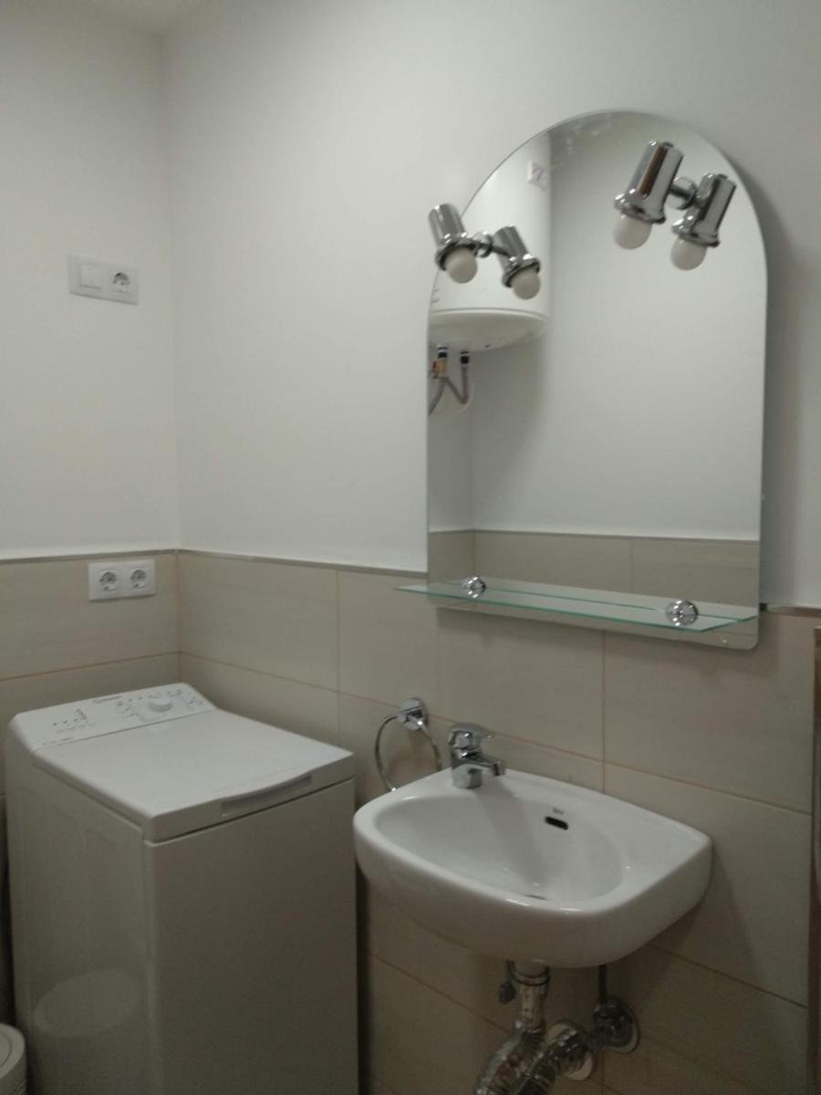 Four-Bedroom House photo 2