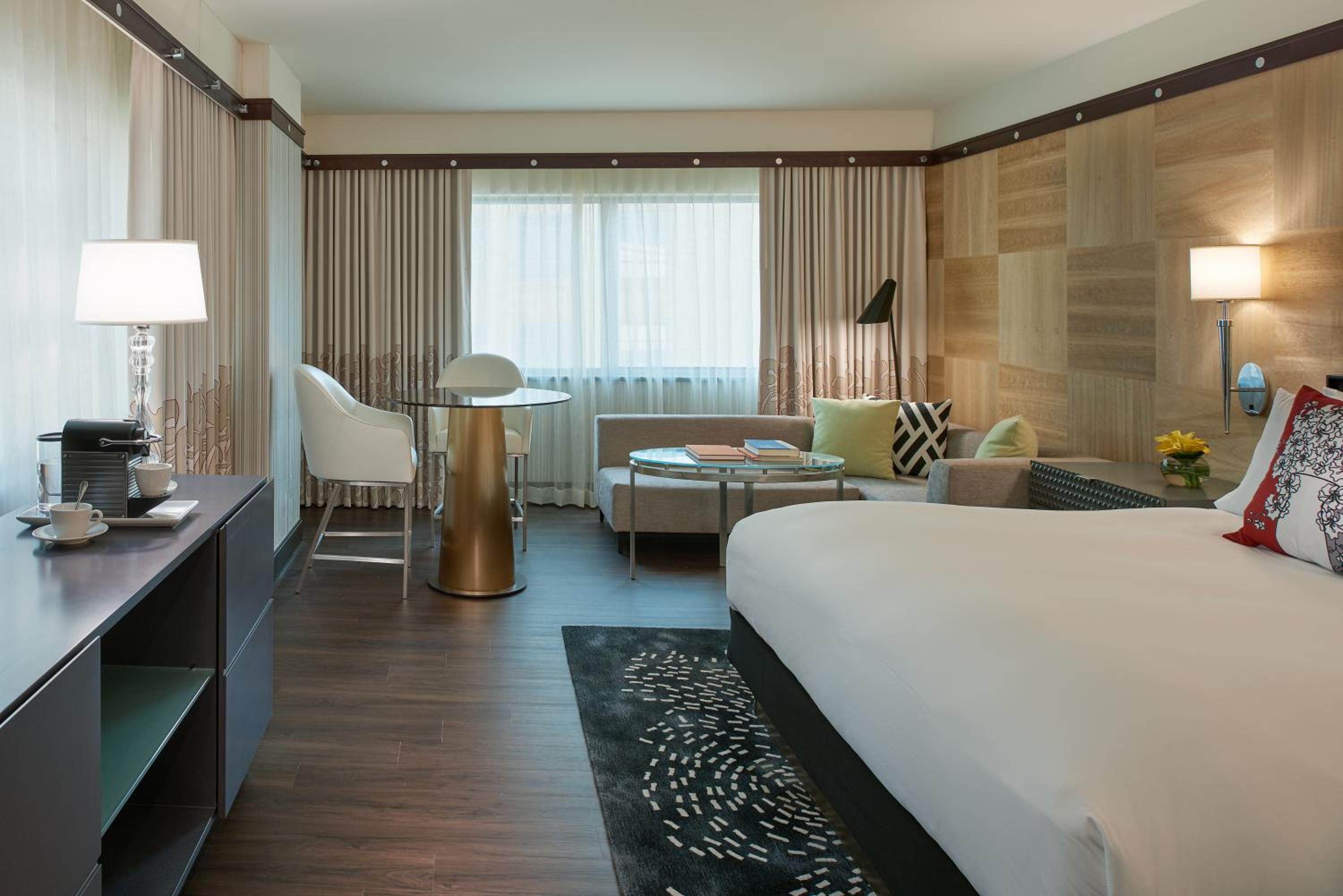 Magnifique Corner King Room - Photo 5