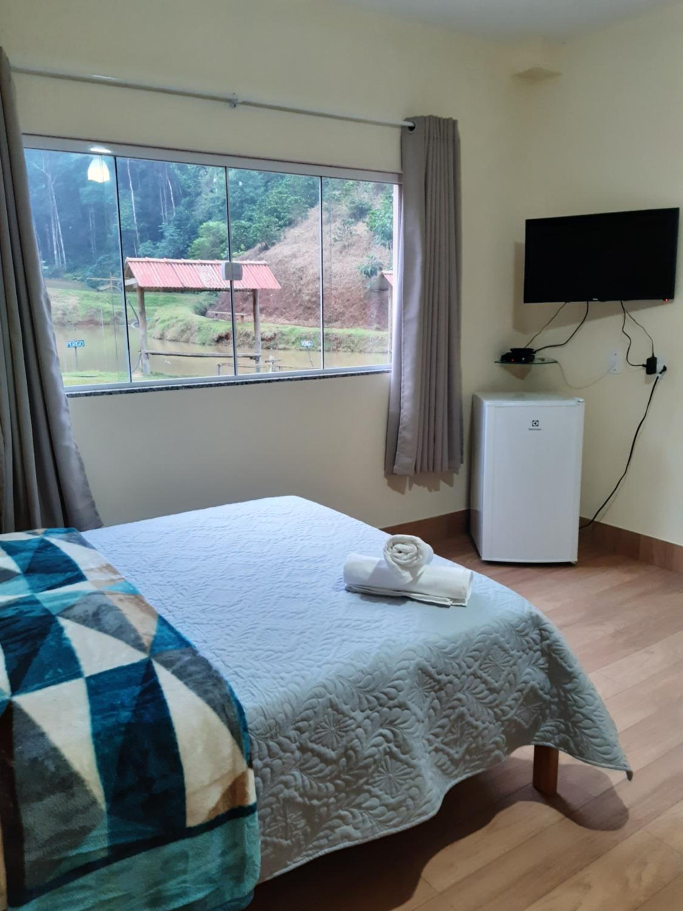 Triple Room With Lake View photo 2