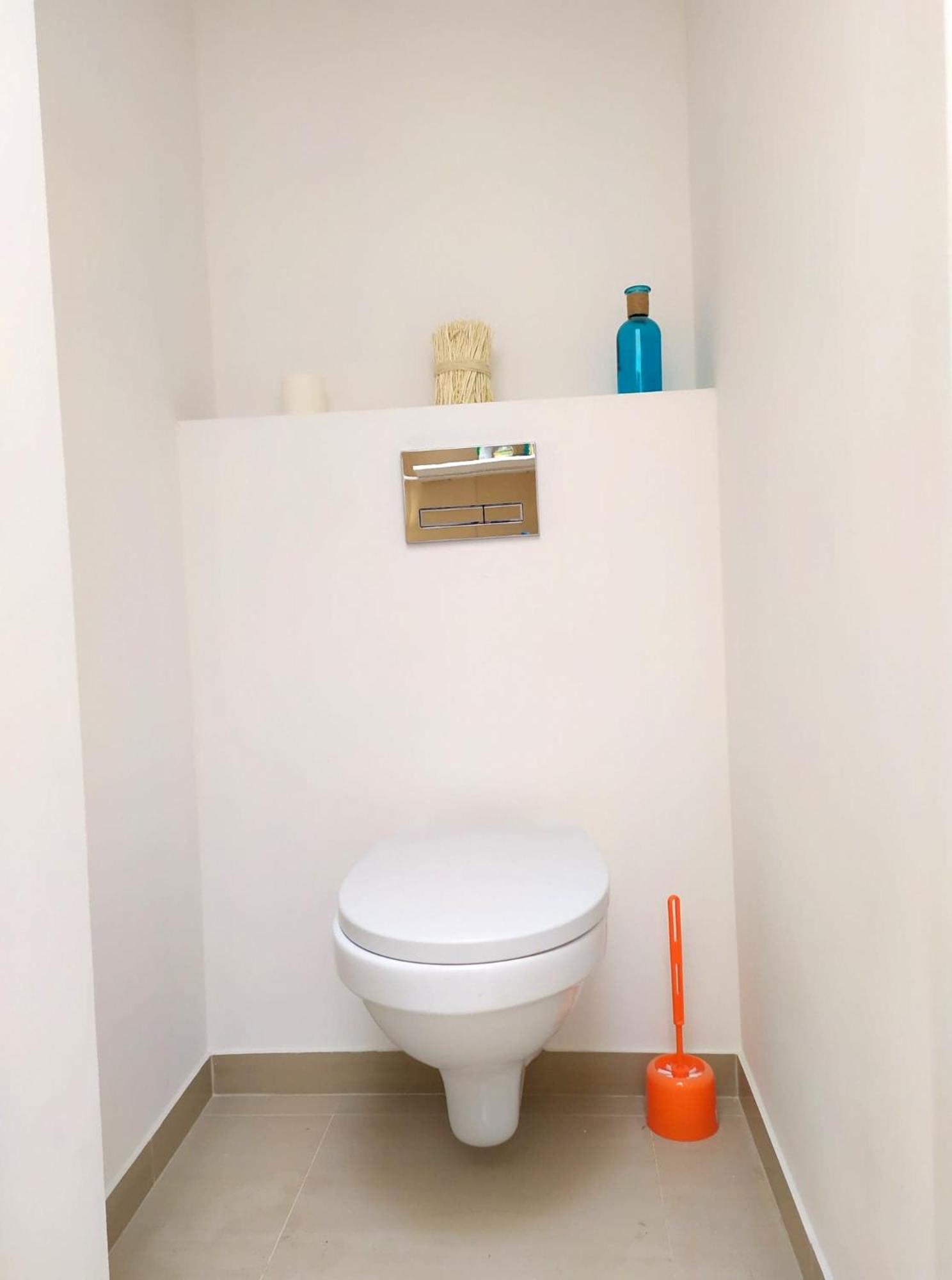 Budget Double Room - Photo 12