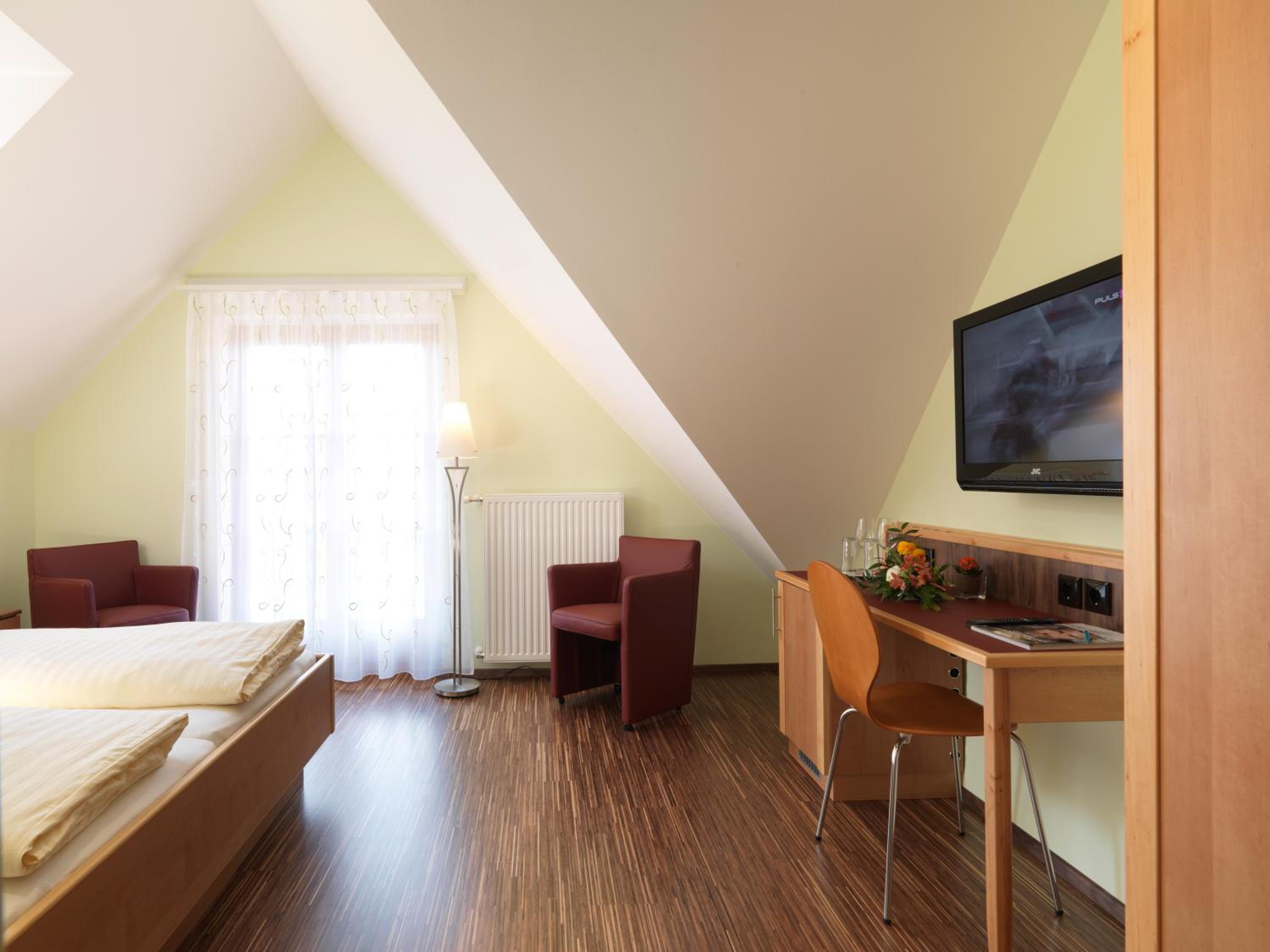 Double Room with Balcony photo 2