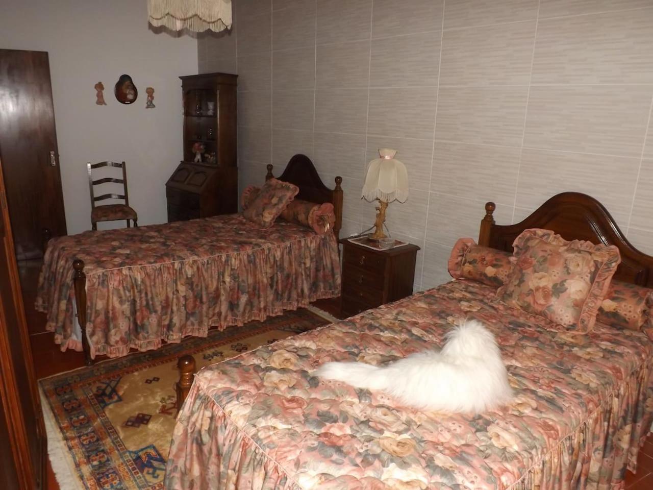 Two-Bedroom House - Photo 2