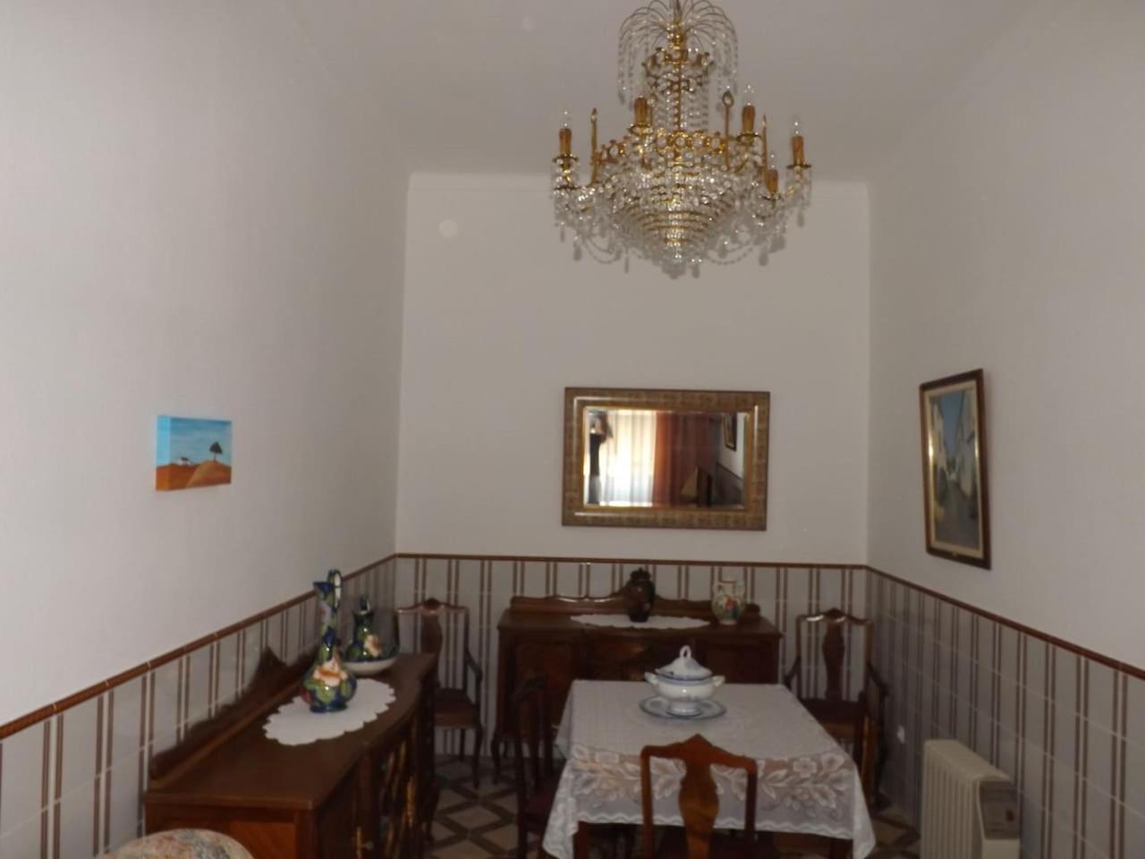 Two-Bedroom House - Photo 12