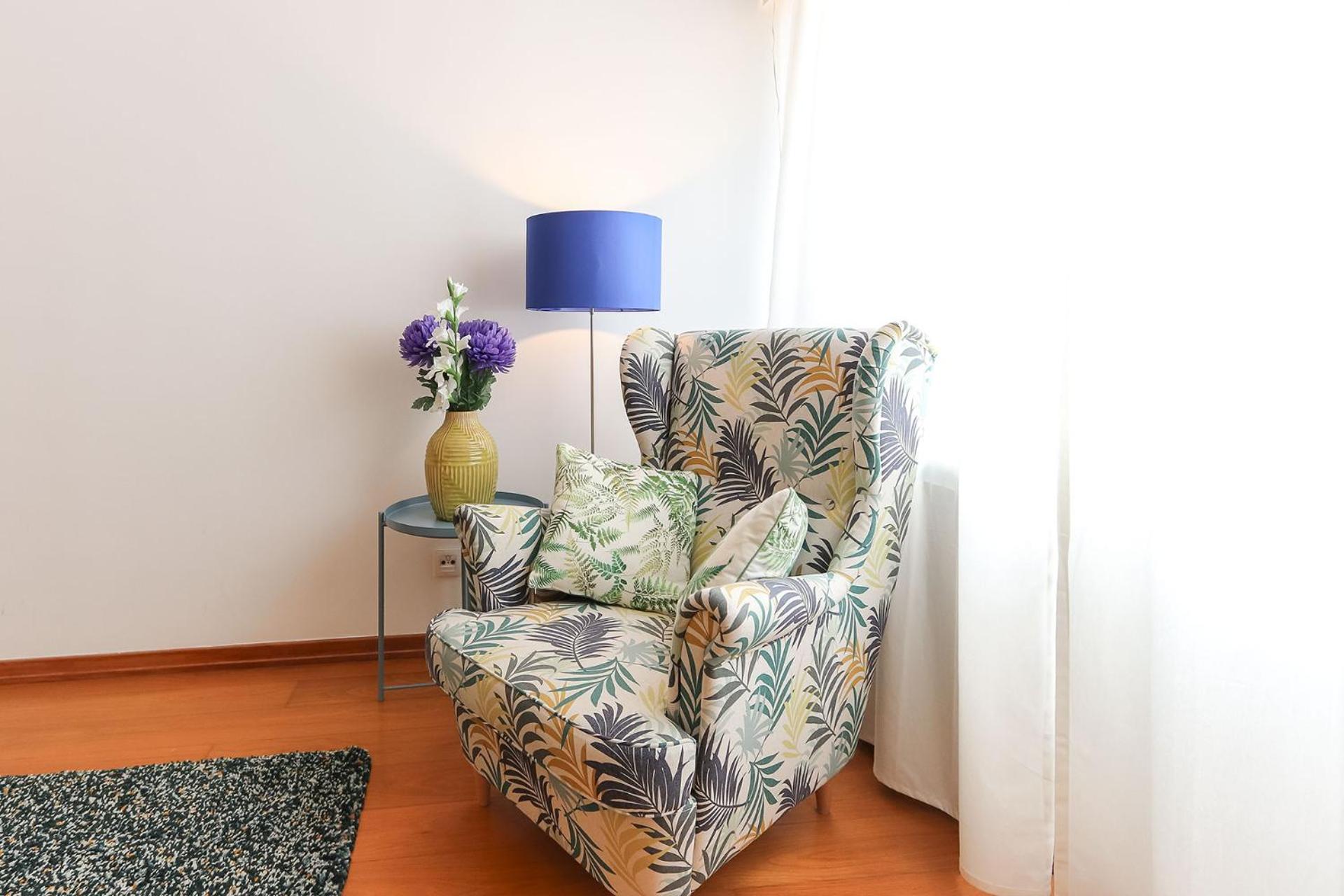 Apartment with Terrace - Photo 6