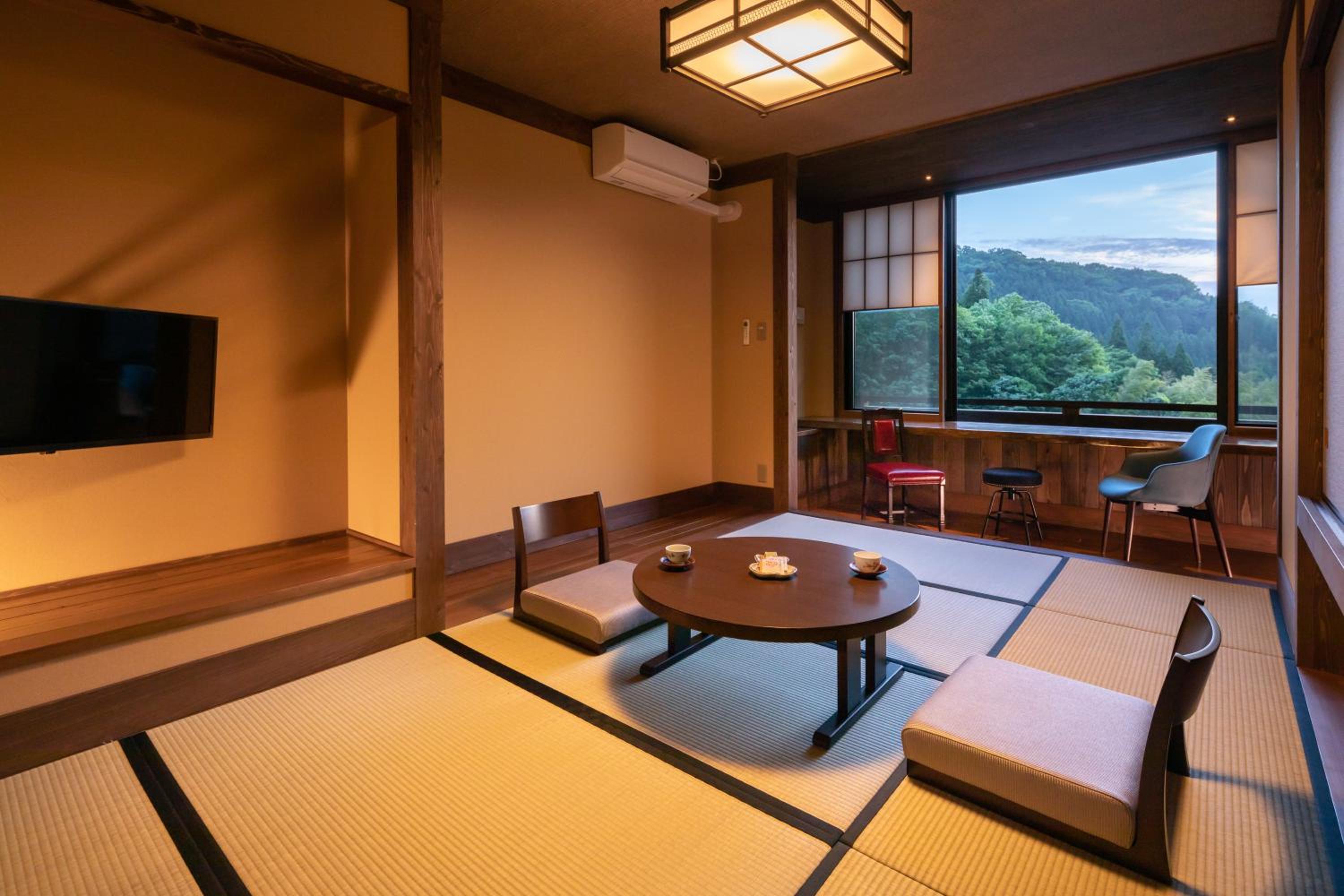 Japanese-Style Quadruple Room - Photo 2