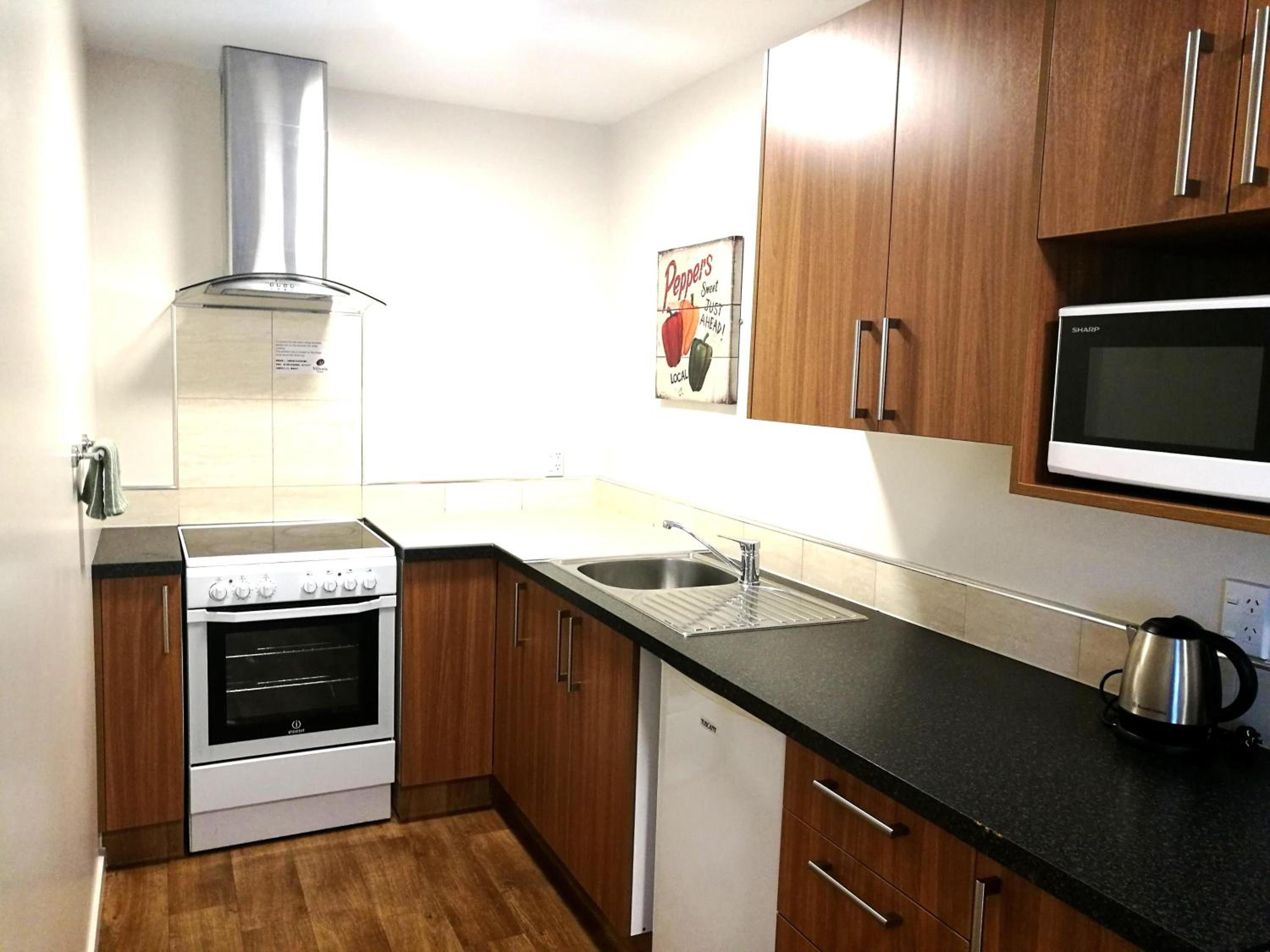 Two-Bedroom Suite - Photo 3