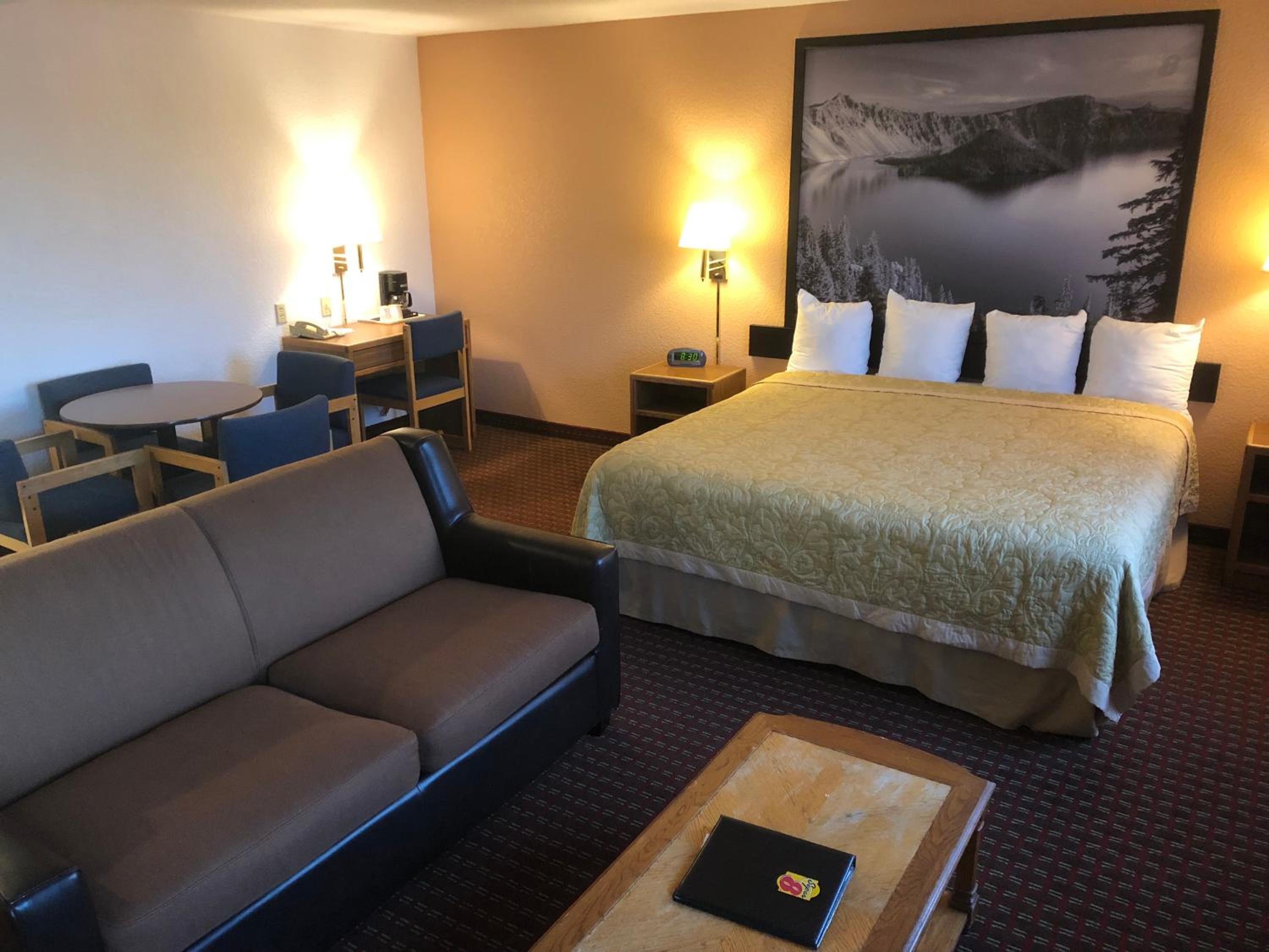 King Studio Suite - Non-Smoking - Photo 2