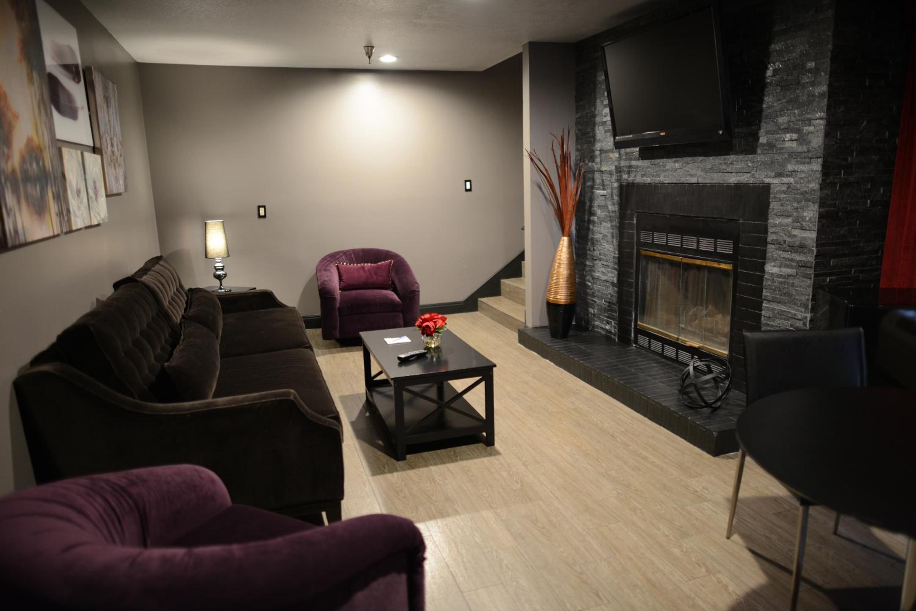 Premier Suite - Photo 6