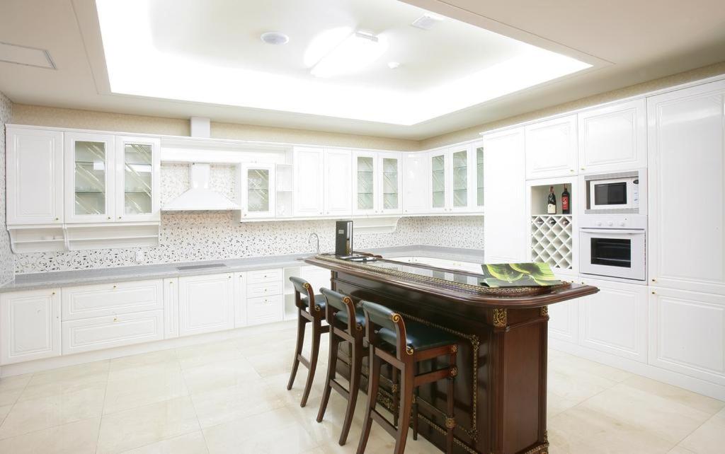 Superior King Suite photo 2