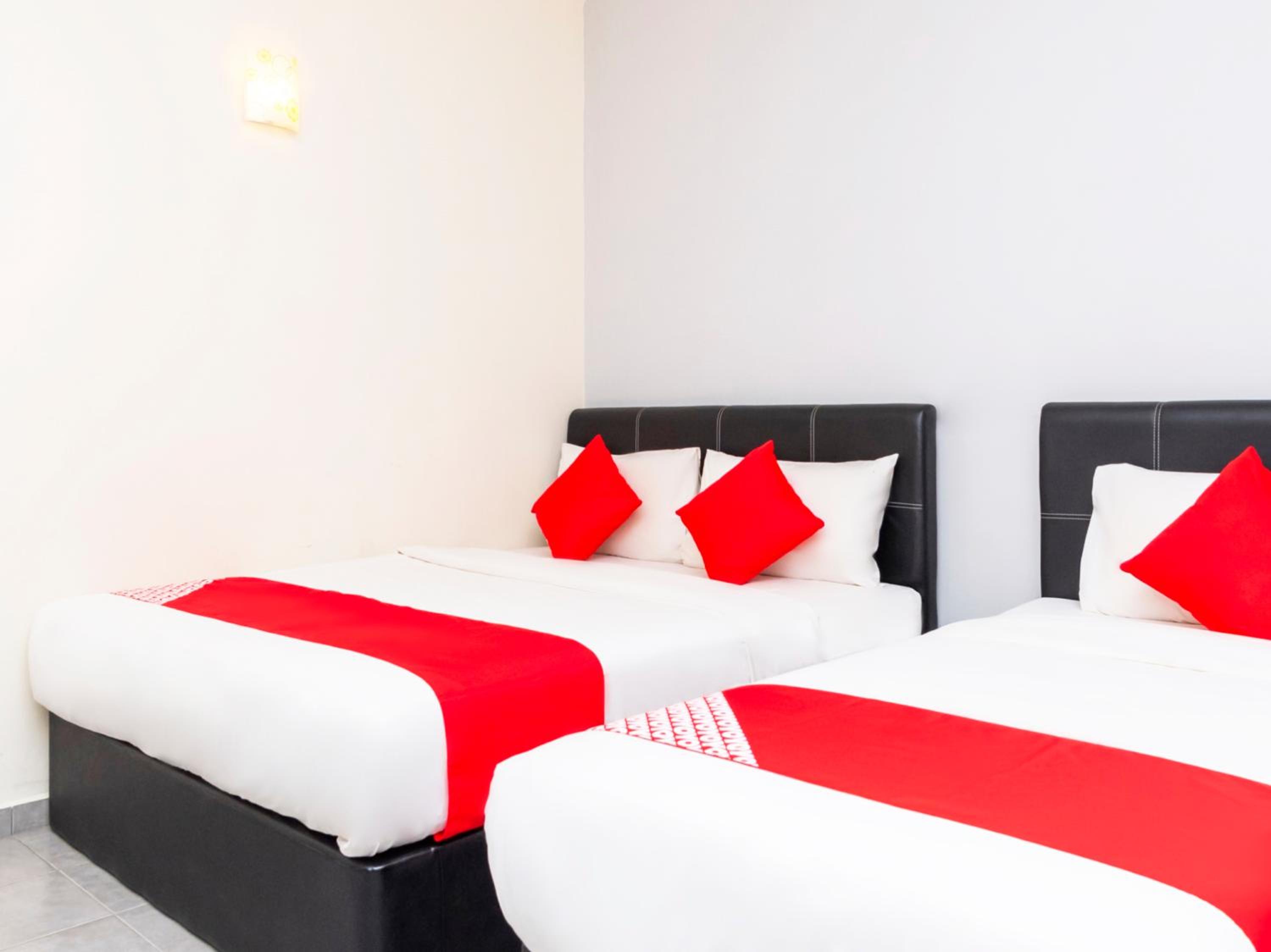 Deluxe Triple Room - Photo 6