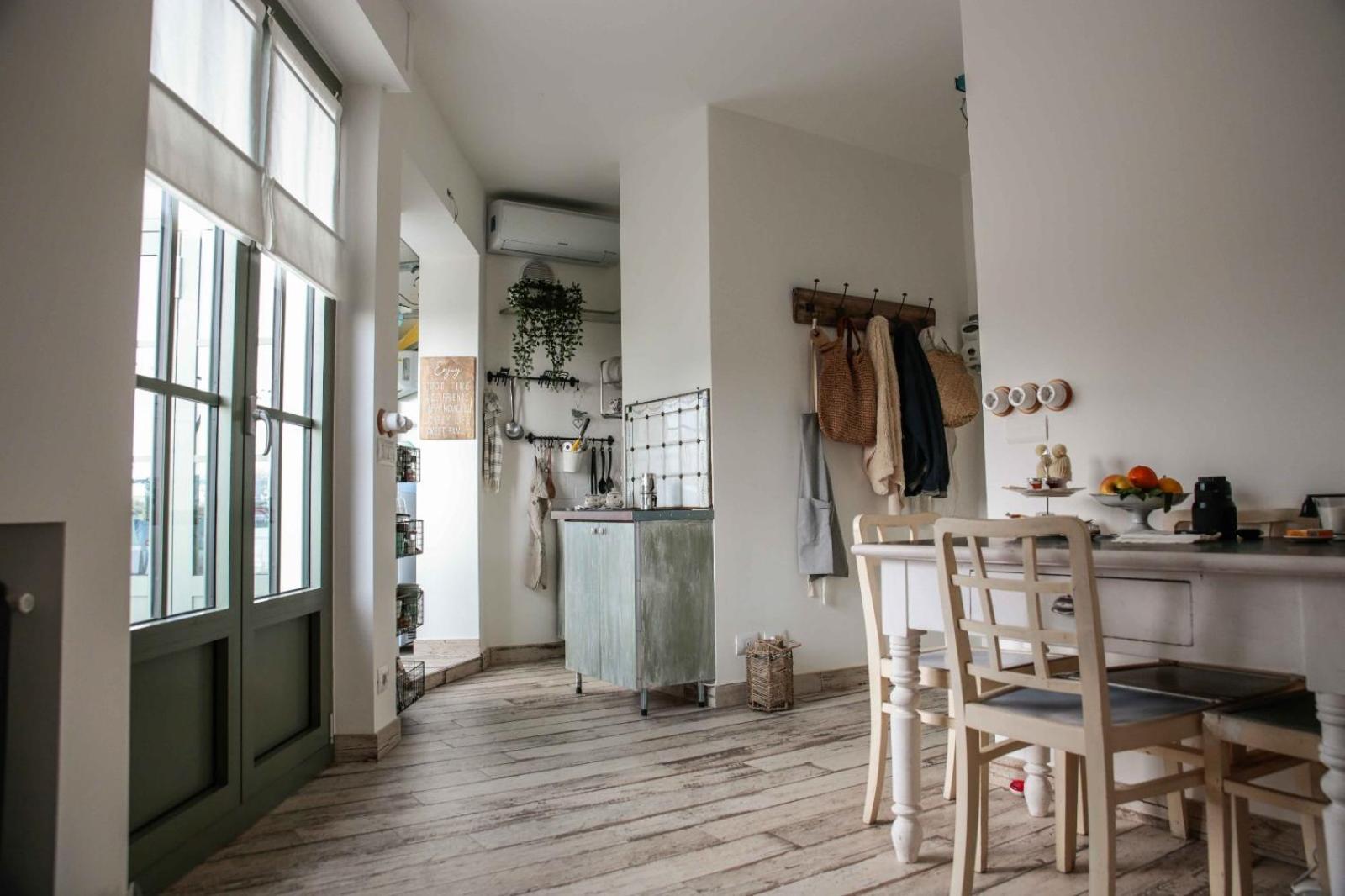 One-Bedroom Apartment - Photo 106