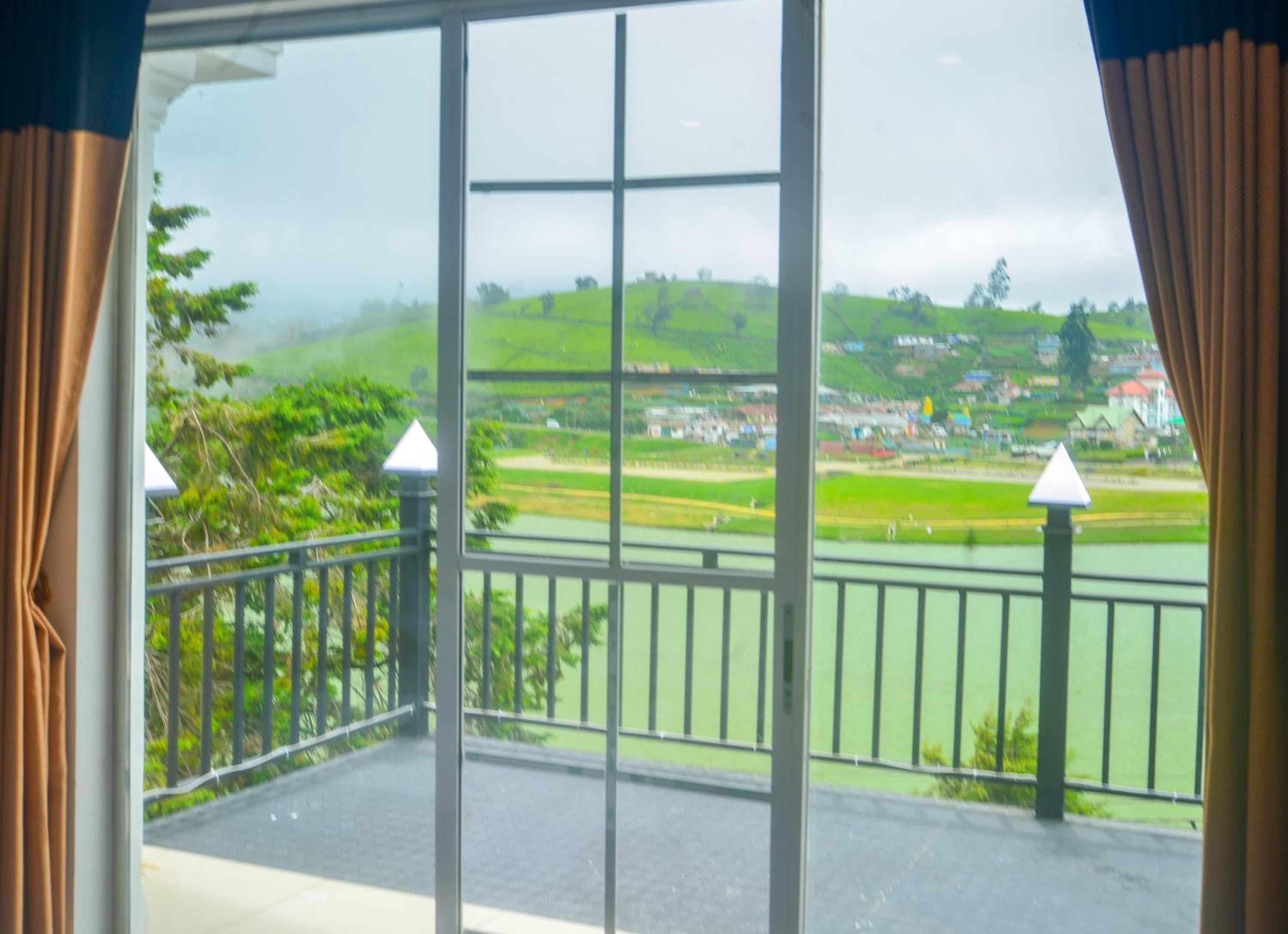 Triple Room with Lake View photo 3