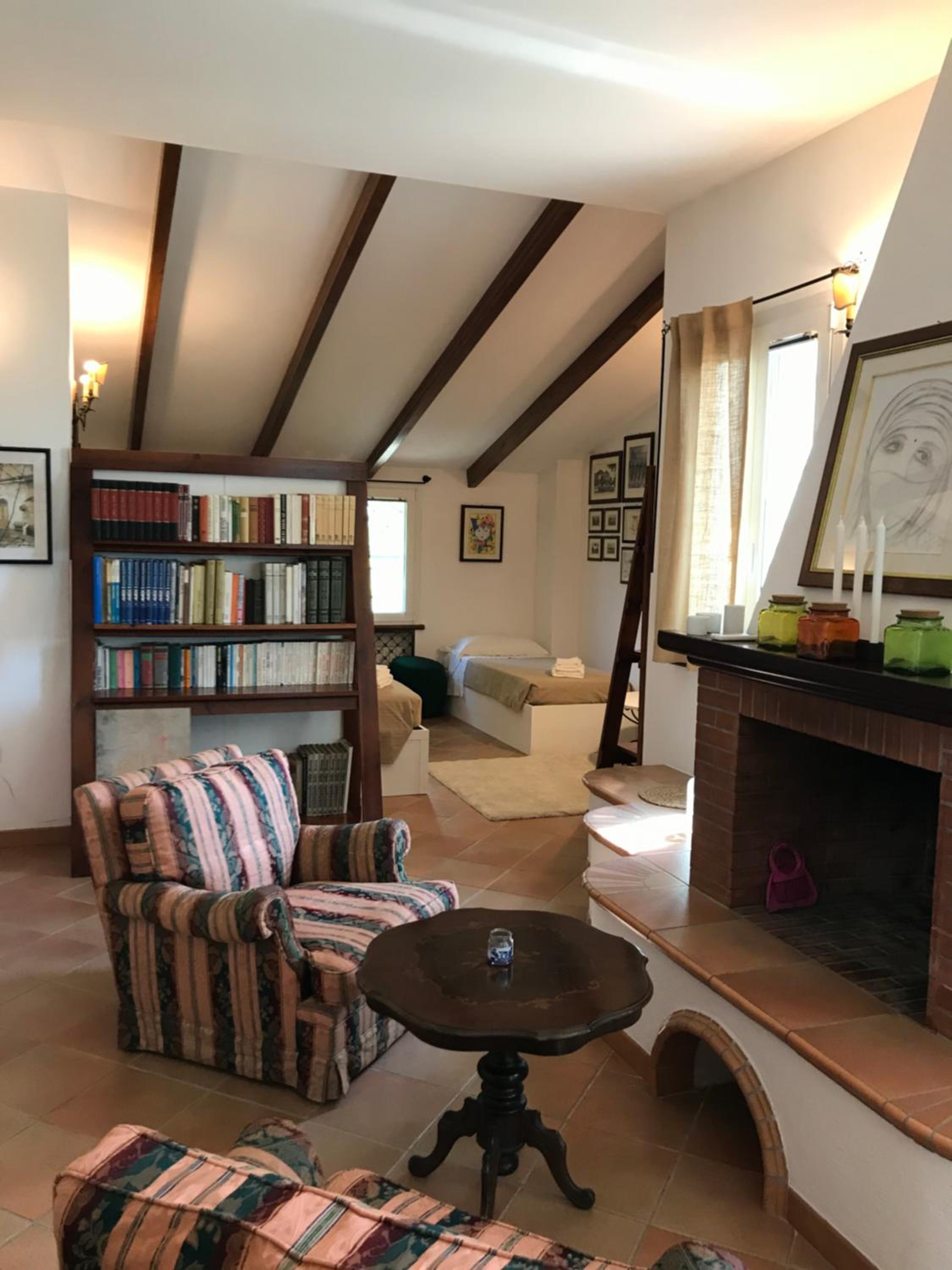 Two-Bedroom Suite - Photo 4